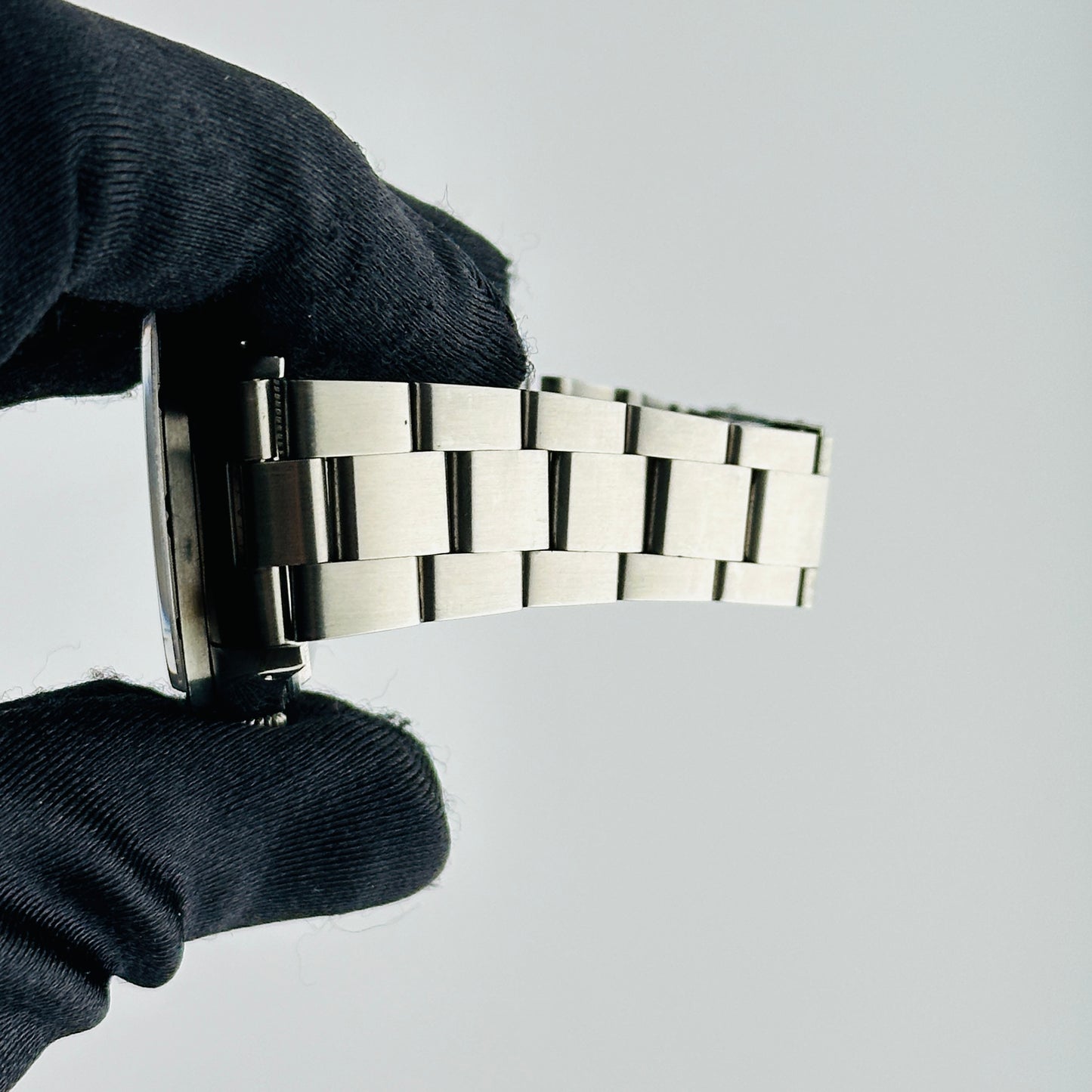 Rolex Air-King Silver Stick Dial on Oyster Bracelet Ref. 14010 1991 — view 5