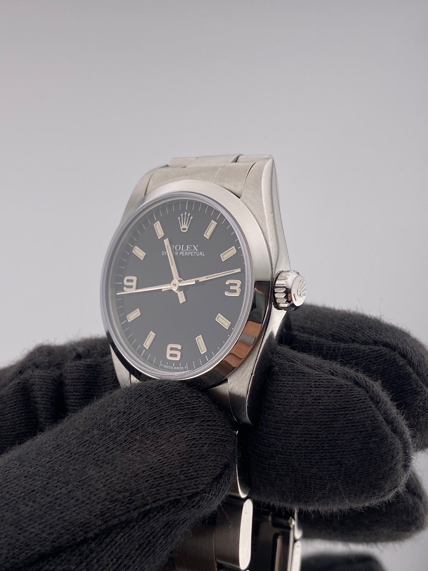 Rolex Oyster Perpetual Black Stick Dial on Oyster Ref. 77080 Papers 1999 — view 3