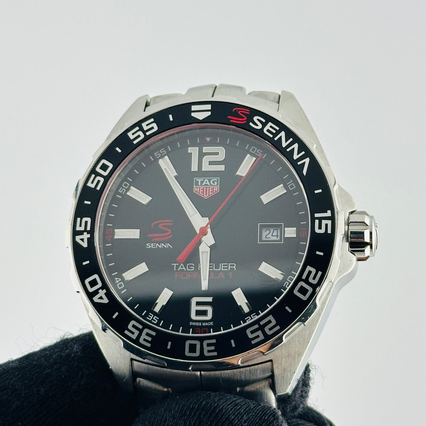 Tag Heuer Formula 1 Senna Special Edition Black Dial on Stainless Steel Bracelet Ref. WAZ1012.BA0883 — view 3