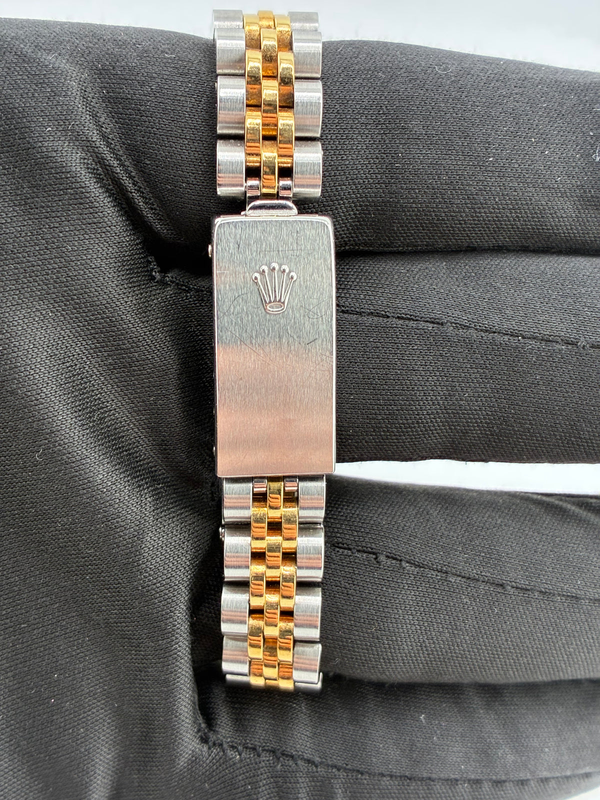 Rolex Oyster Perpetual Champagne Stick Dial on Jubilee Ref. 67193 1895 — view 4