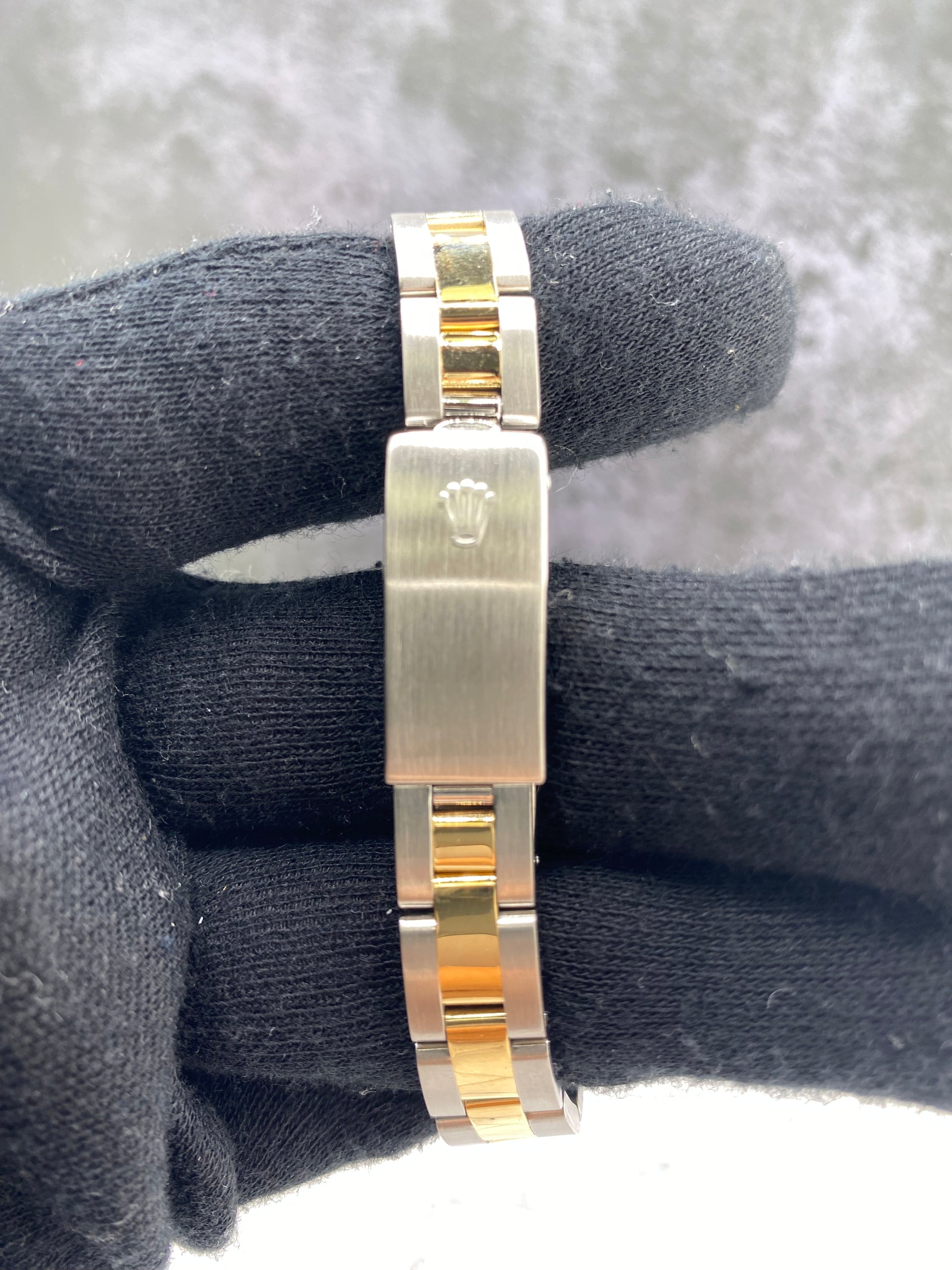 Rolex Oyster Perpetual White Roman Dial on Oyster Ref. 67193 2001 — view 4