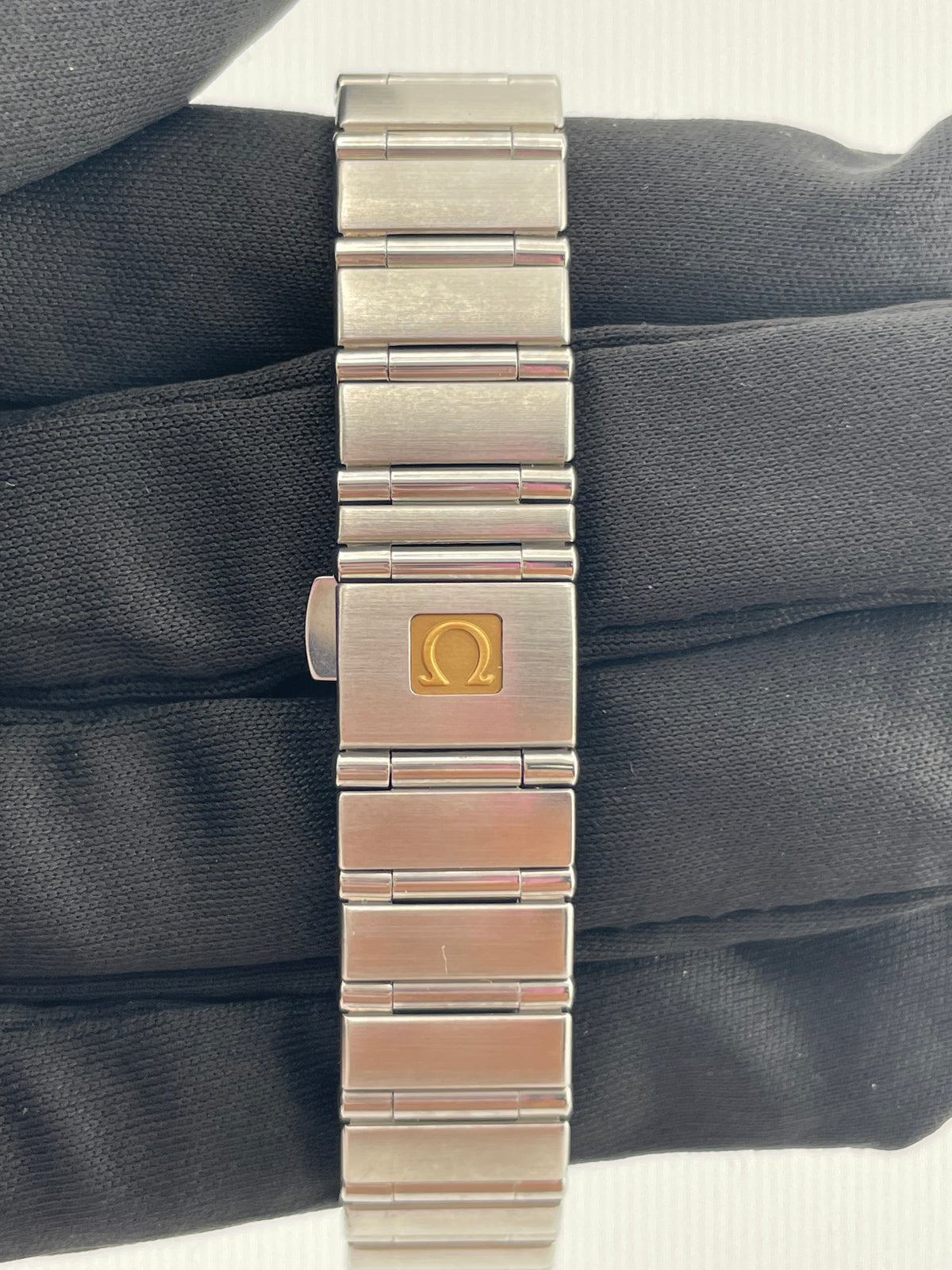 Omega Constellation Navy Gray Dial on Stainless Steel Bracelet Ref. 1562.40.00 Card Open Date — view 5