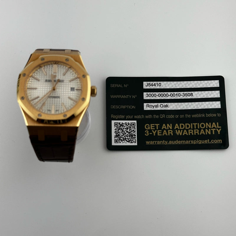 Audemars Piguet Royal Oak Selfwinding White Dial on Leather Strap Ref 15400OR.OO.D088CR.01 with Card 2019