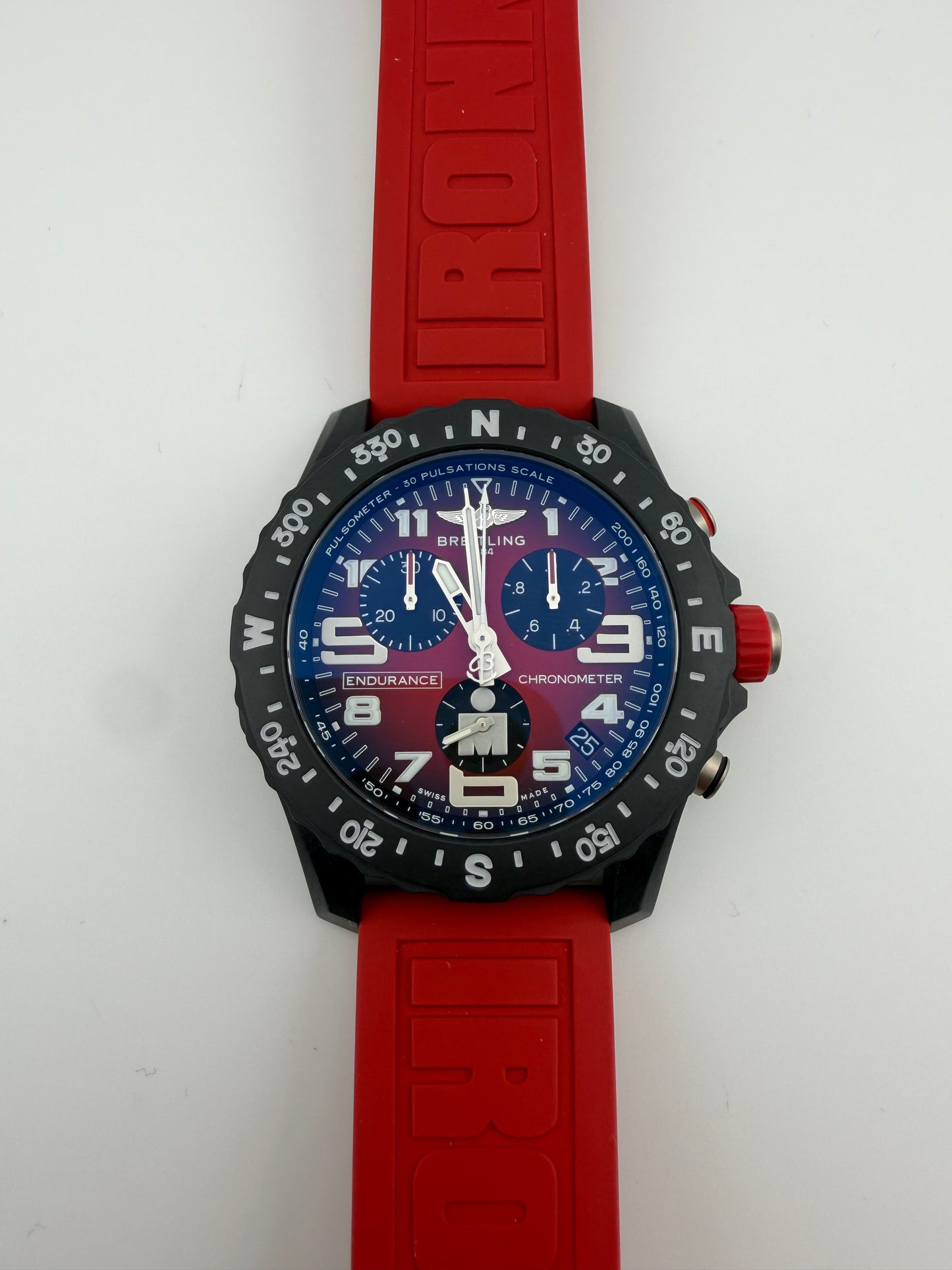 Breitling Endurance Pro Red Dial on Rubber Strap Ref. X823109A1K1S1 Card 2026 — view 2