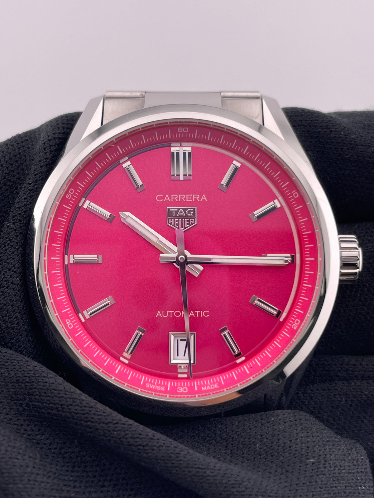 Tag Heuer Carrera Calibre 7 Pink Dial on Stainless Steel Ref. WBN2313.BA0001 Complete 2023 — view 3