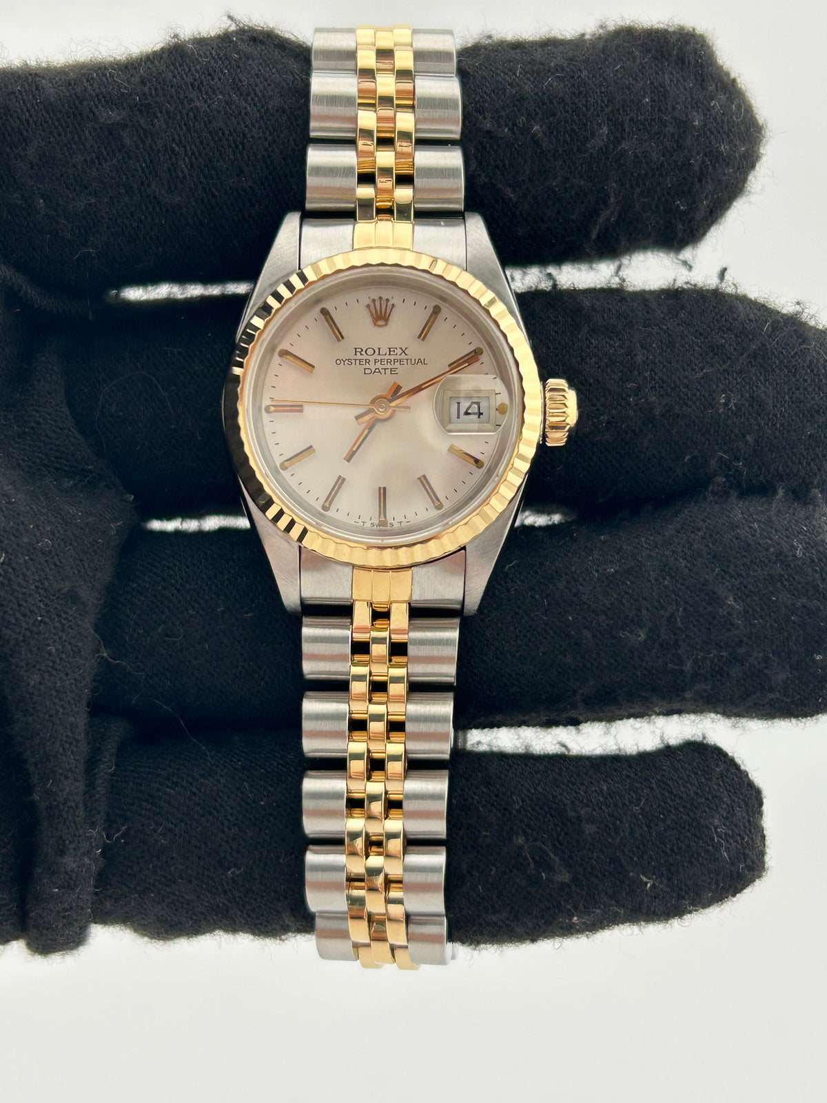 Rolex Date Silver/Gold Stick Dial on 2 Tone Jubilee D Link Bracelet Ref. 69173 1984 — view 2