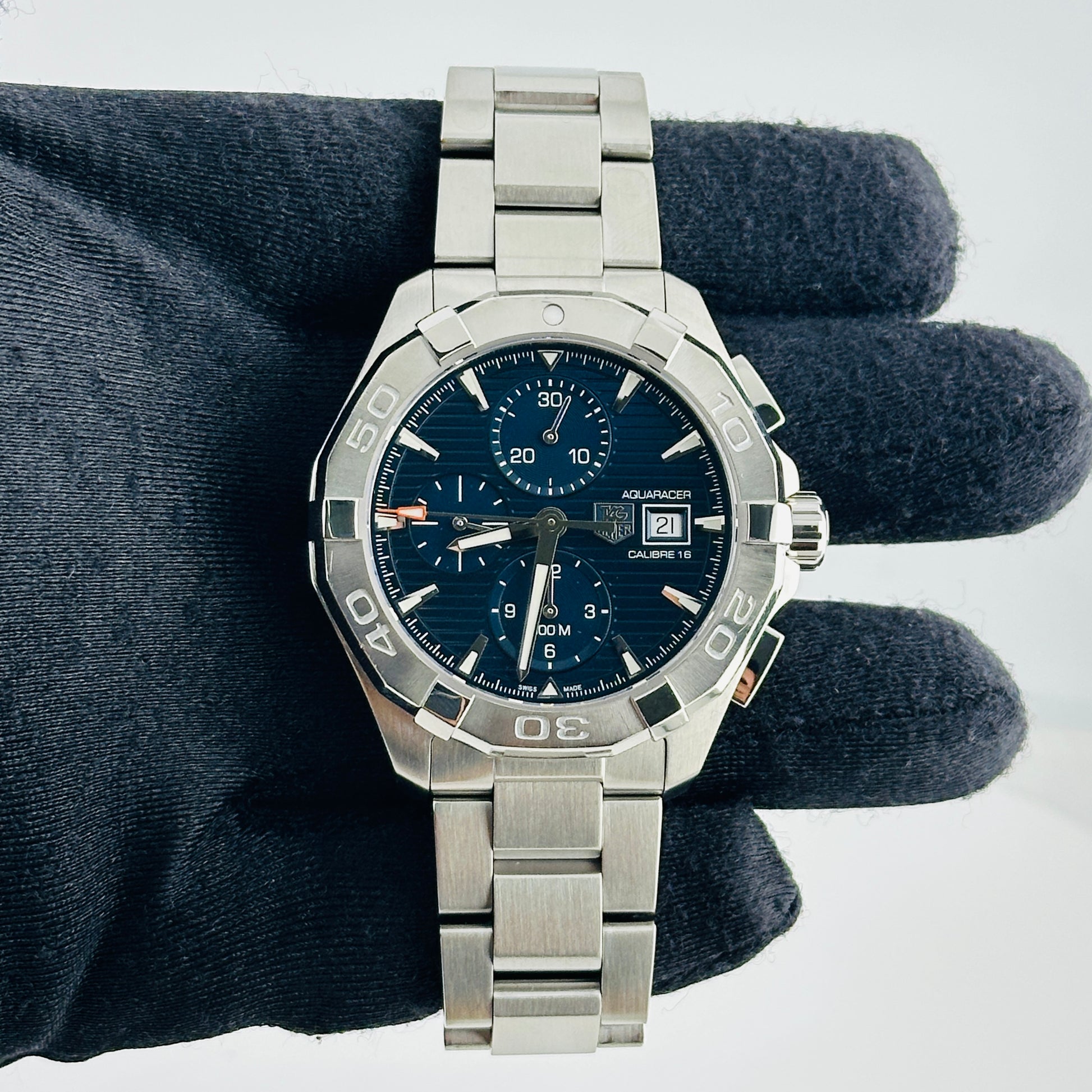 Tag Heuer Aquaracer Chronograph Blue Dial on Stainless Steel Bracelet Ref. CAY2112.BA0927 — view 2