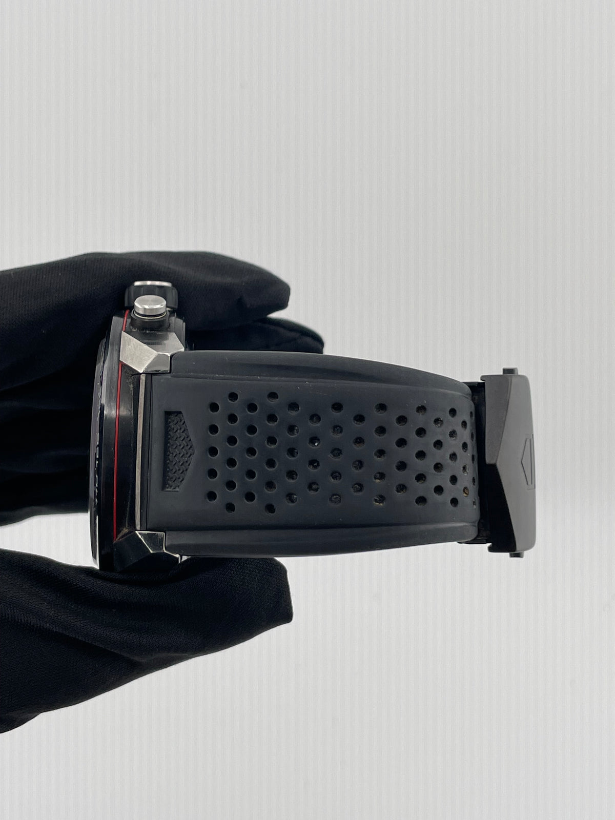 Tag Heuer Carrera Calibre Skeletonized Dial on Rubber Strap Ref. CAR2A1Z/0 Complete 2019 — view 5