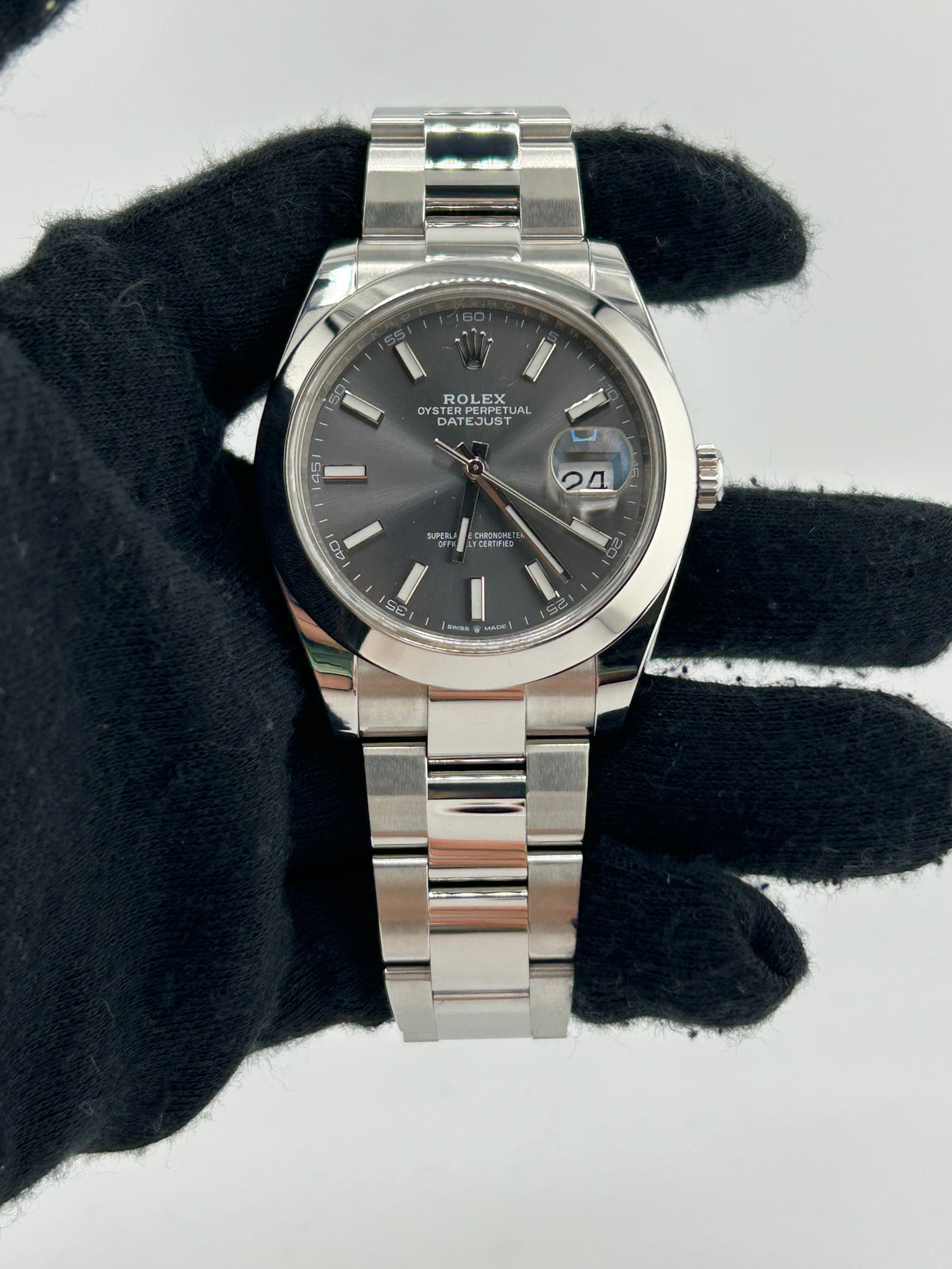 Rolex Date Just Rhodium Dial on Jubilee Ref. 126300 Card 2019 — view 2