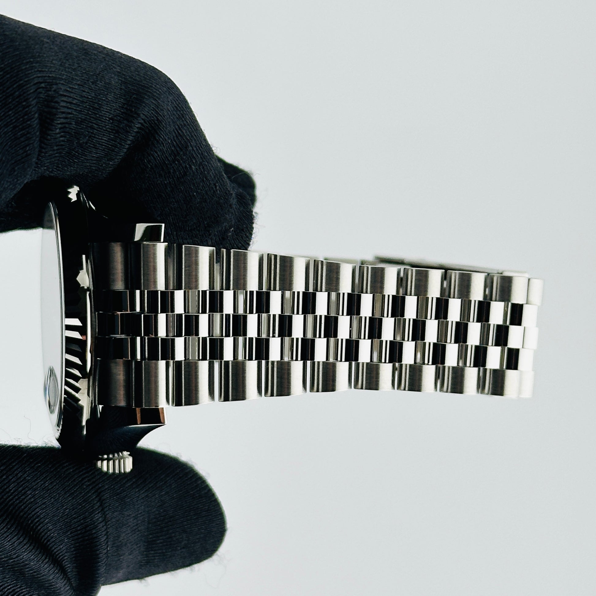 Rolex SkyDweller White Index Dial on Jubilee Ref. 336934 Card 2026 — view 5