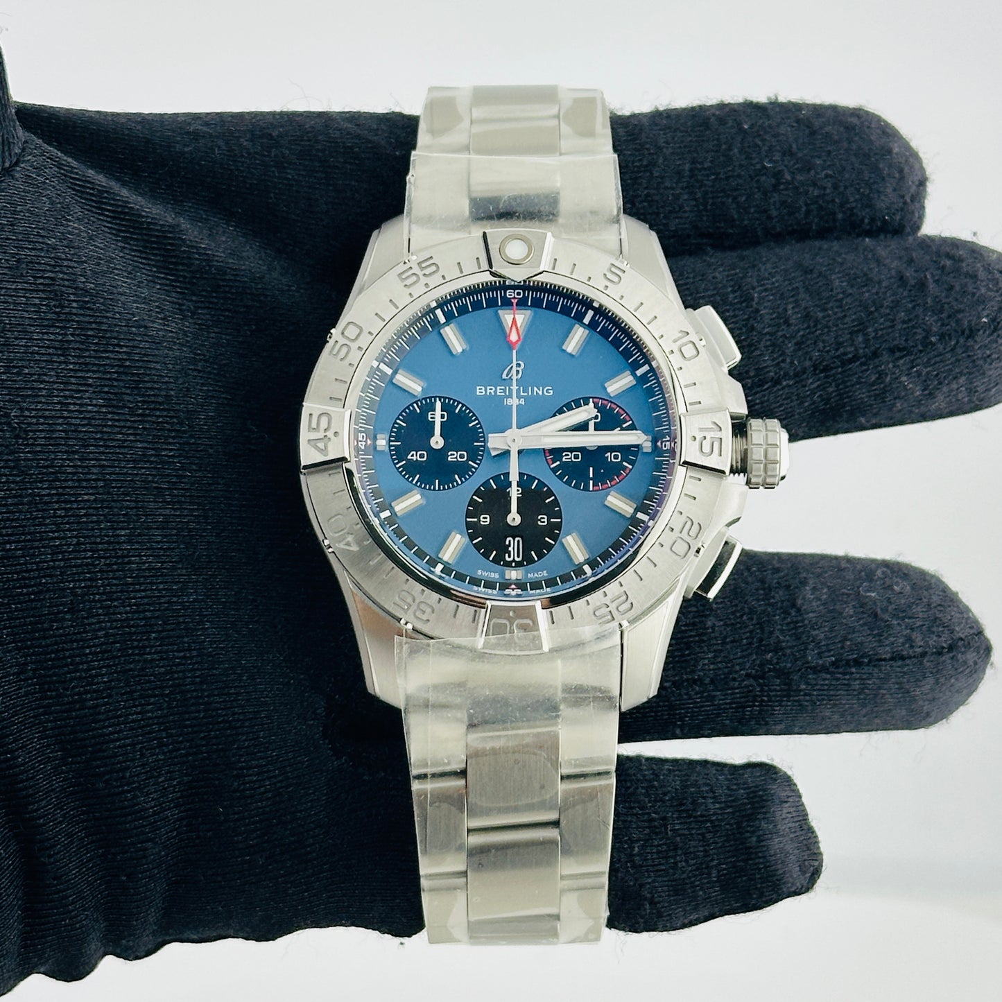 Breitling Avenger B01 Chronograph Blue Dial on Stainless Steel Bracelet Ref. AB0147101C1A1 Card 2026 — view 2