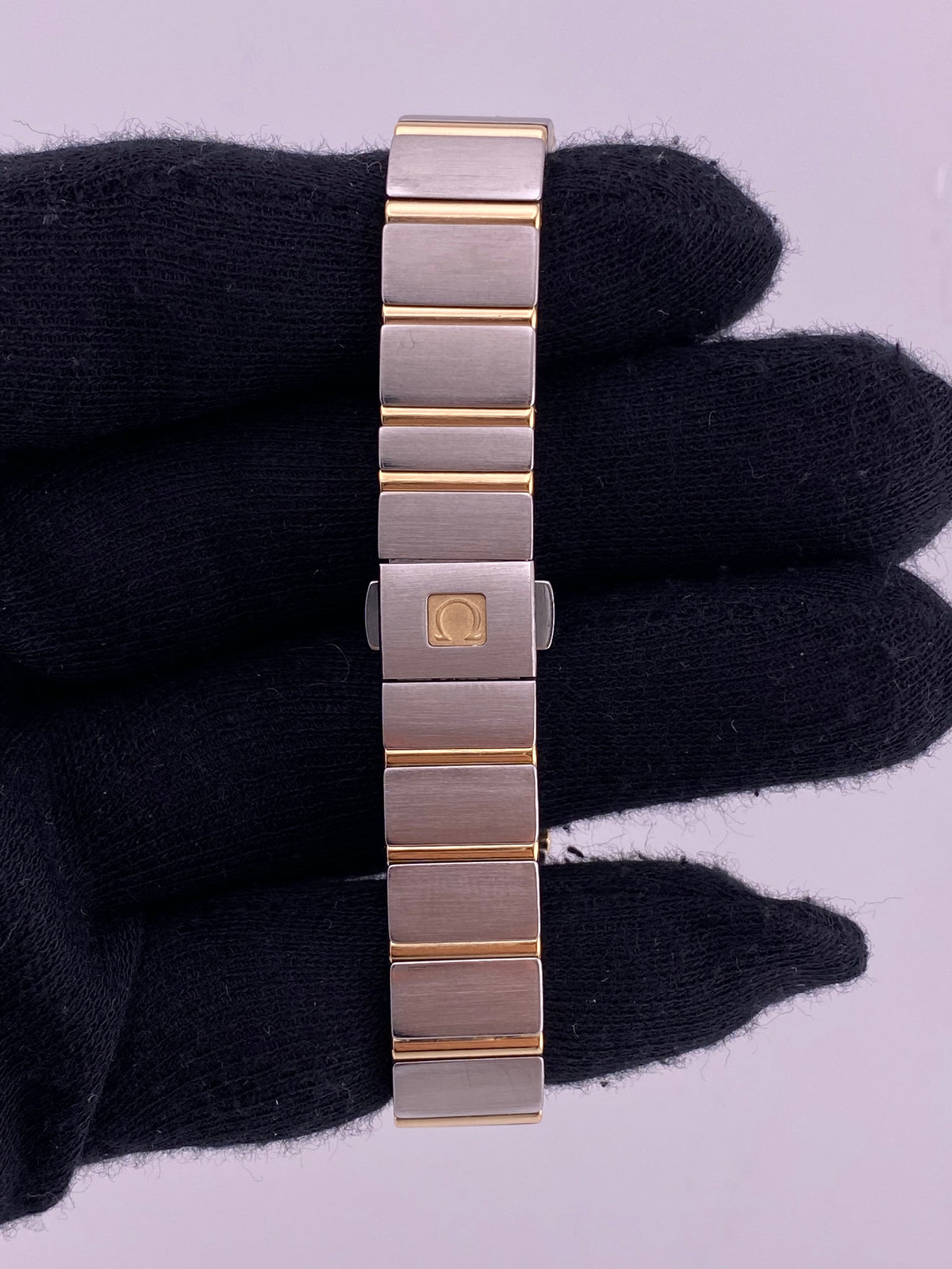 Omega Constellation Silver Dial on Stainless Steel & Red Gold Plated Bracelet Ref. 123.20.24.60.02.001 — view 4