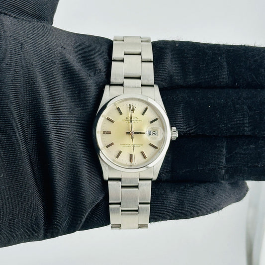 Rolex Oyster Perpetual Date Silver Stick Dial on Oyster Ref 15000