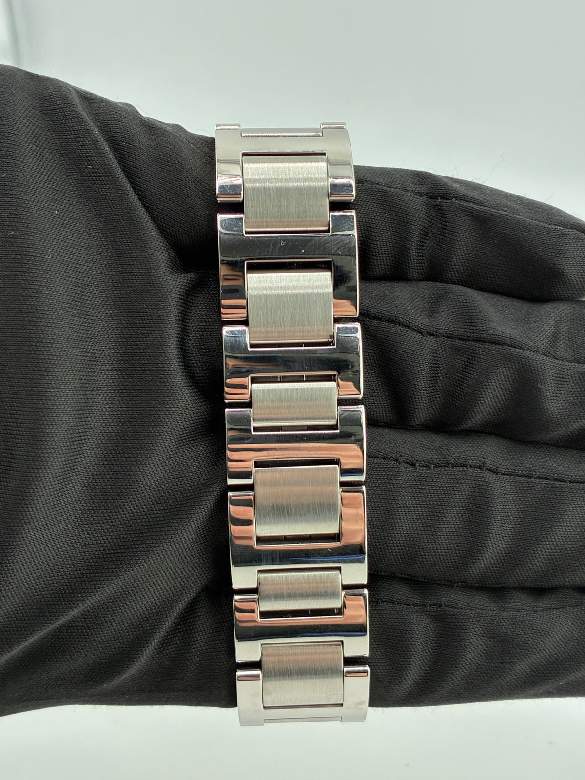 Cartier Ballon Bleu Silver Roman Numerals Dial on Stainless Steel Bracelet Ref. W6920046 Papers 2015 — view 4
