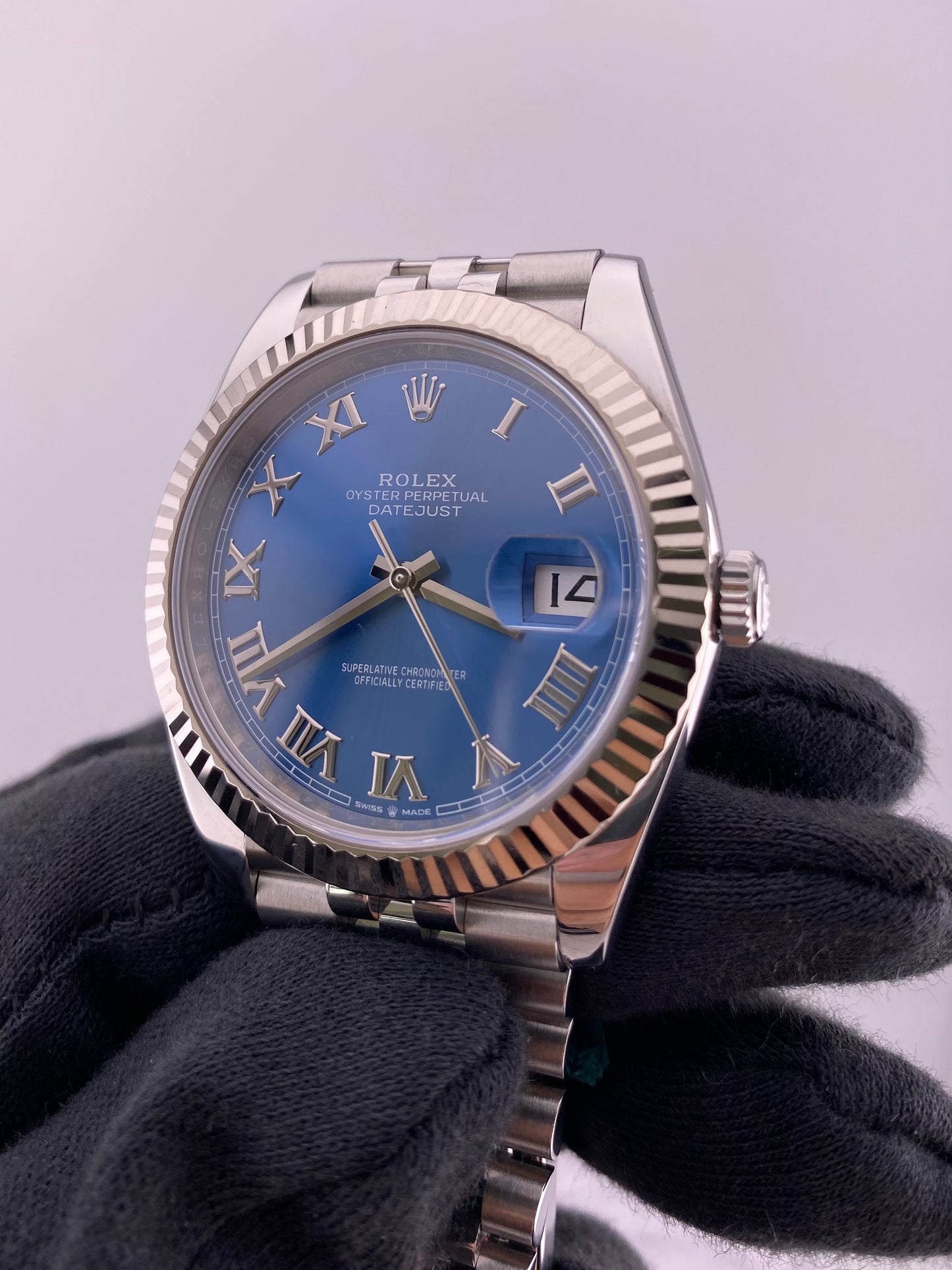 Rolex Datejust 41 Blue Roman Dial on Jubilee Ref. 126334 Card 2019 — view 3