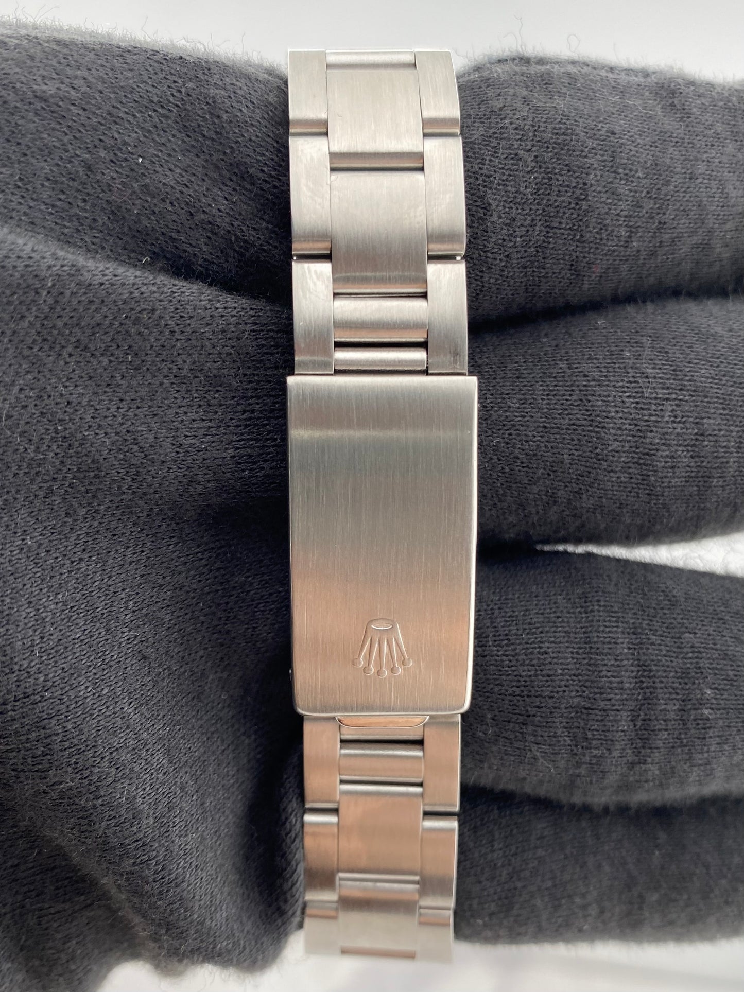 Rolex Oyster Perpetual Date Silver Index Dial on Oyster Ref. 1501 1971 — view 4