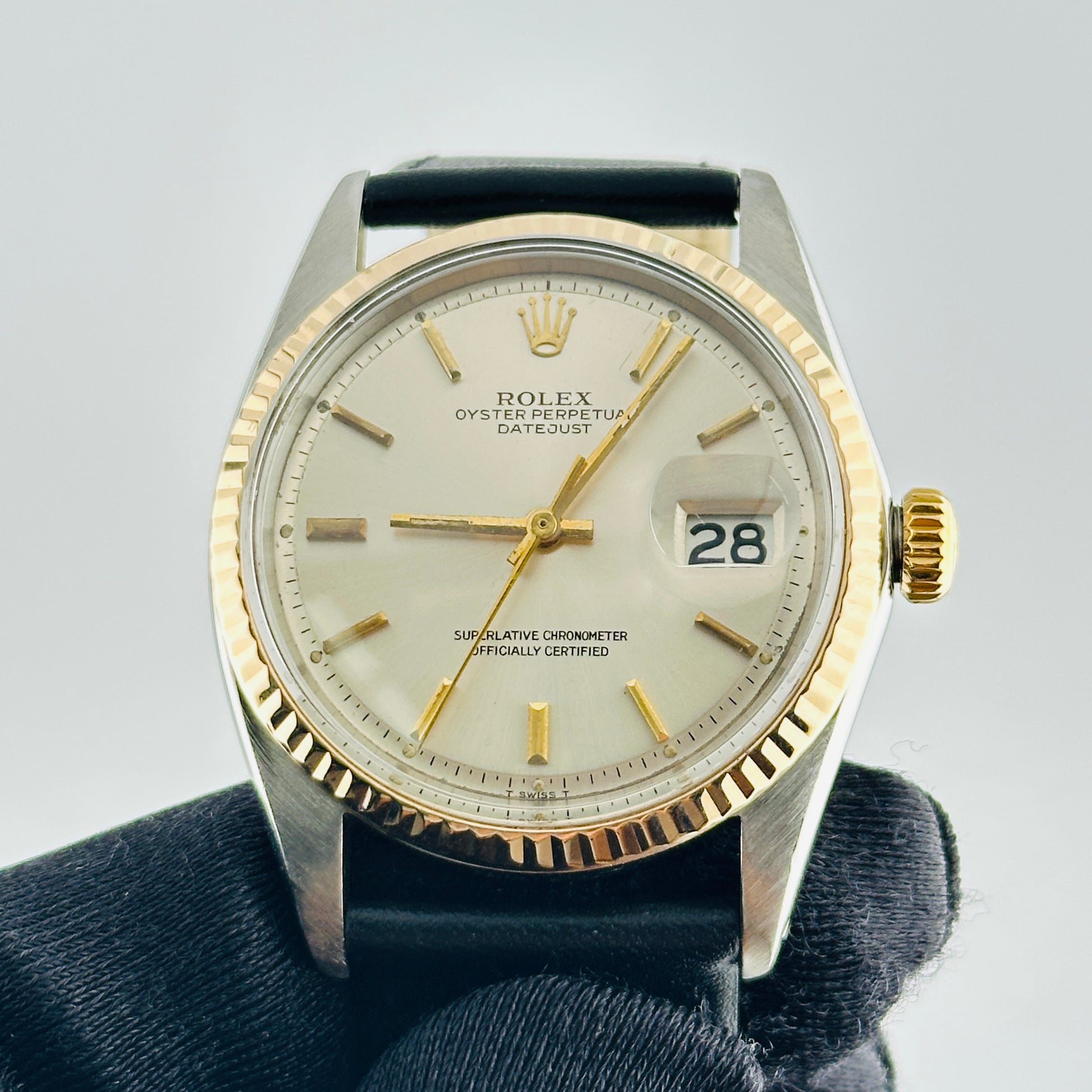Rolex Datejust Silver / Gold Stick Dial on Generic Leather Band Ref. 1601 1968 — view 2
