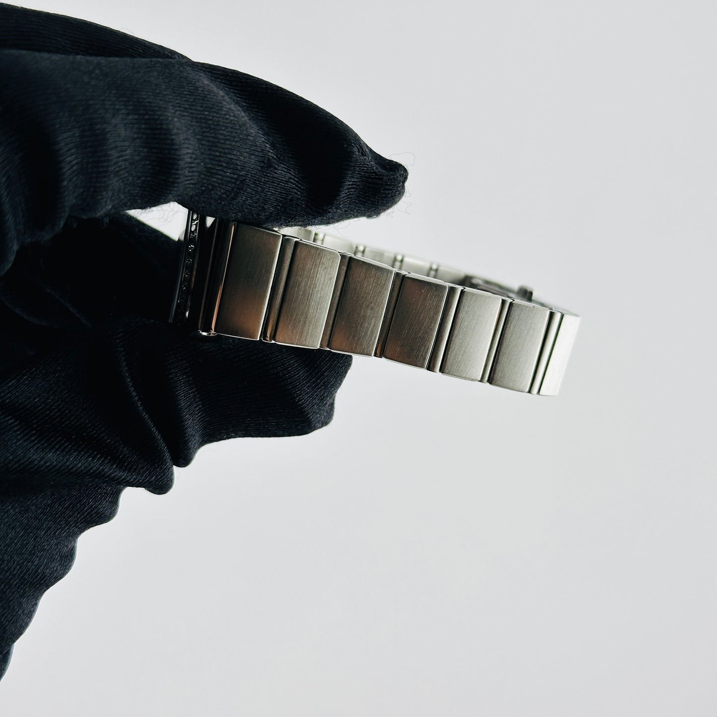 Omega Constellation Silver Diamond Factory Dial on Stainless Steel Bracelet Ref. 123.15.24.60.52.001 — view 5