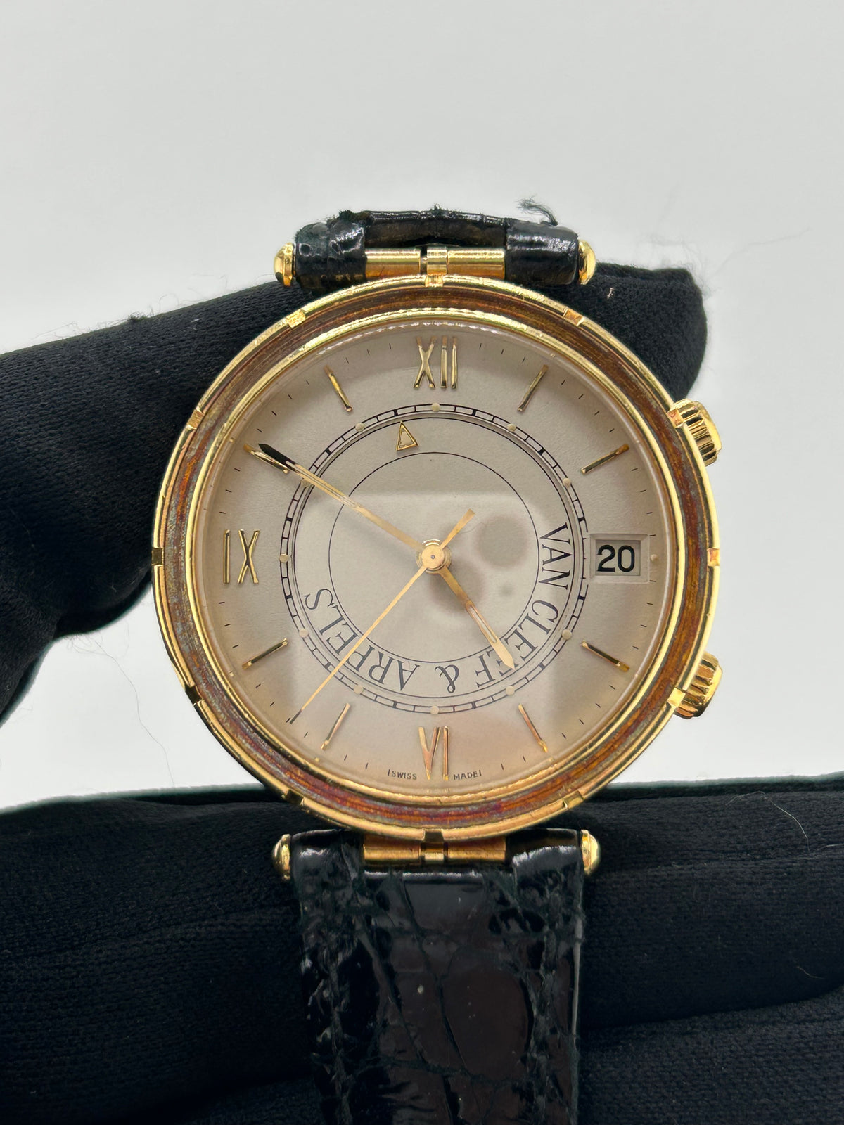 Van Cleef & Arpels Sports 1 Memento Alarm Ivory Dial on Black Leather Band Ref. 123.003 — view 2