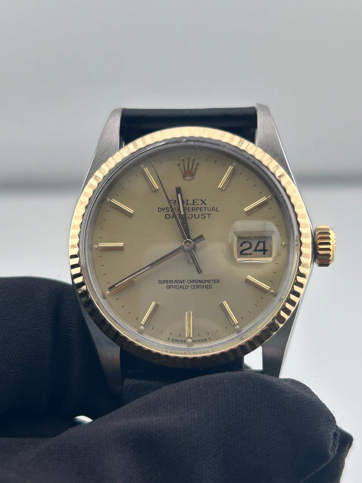 Rolex Datejust 36 Champagne Stick Dial on Generic Black Leather Band Ref. 16013 — view 2