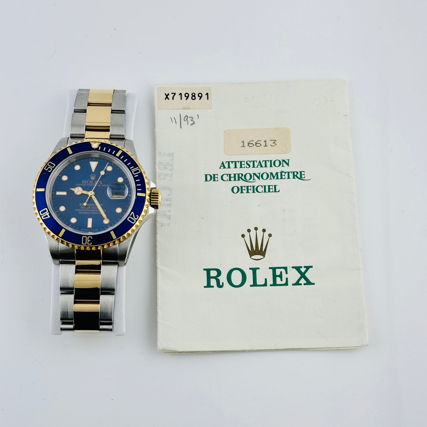 Rolex Submariner Blue Dial on Oyster Ref. 16613 Papers 1993 — view 7