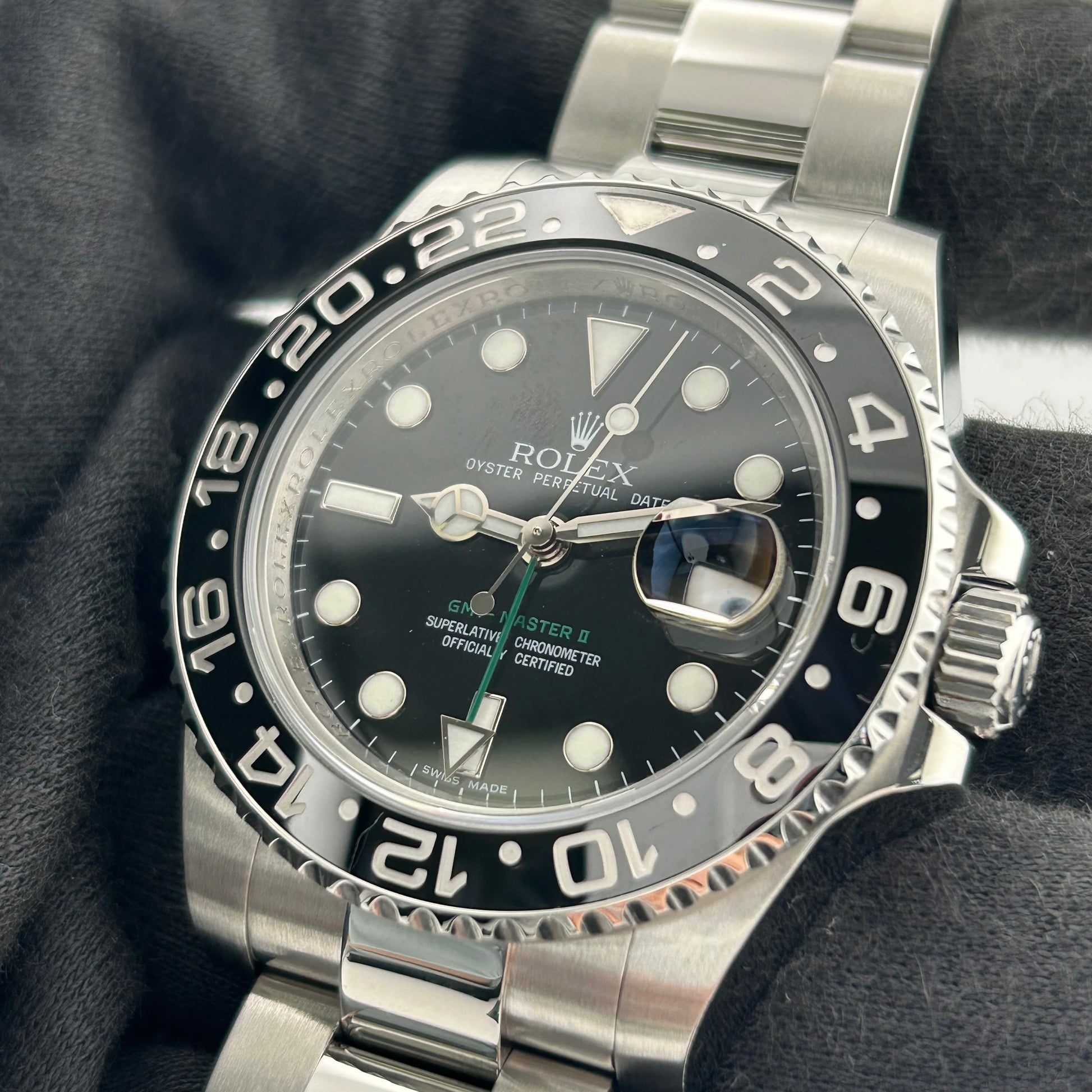 Rolex GMT-Master II Black Dial on Oyster Ref. 116710LN Card Open Date — view 3