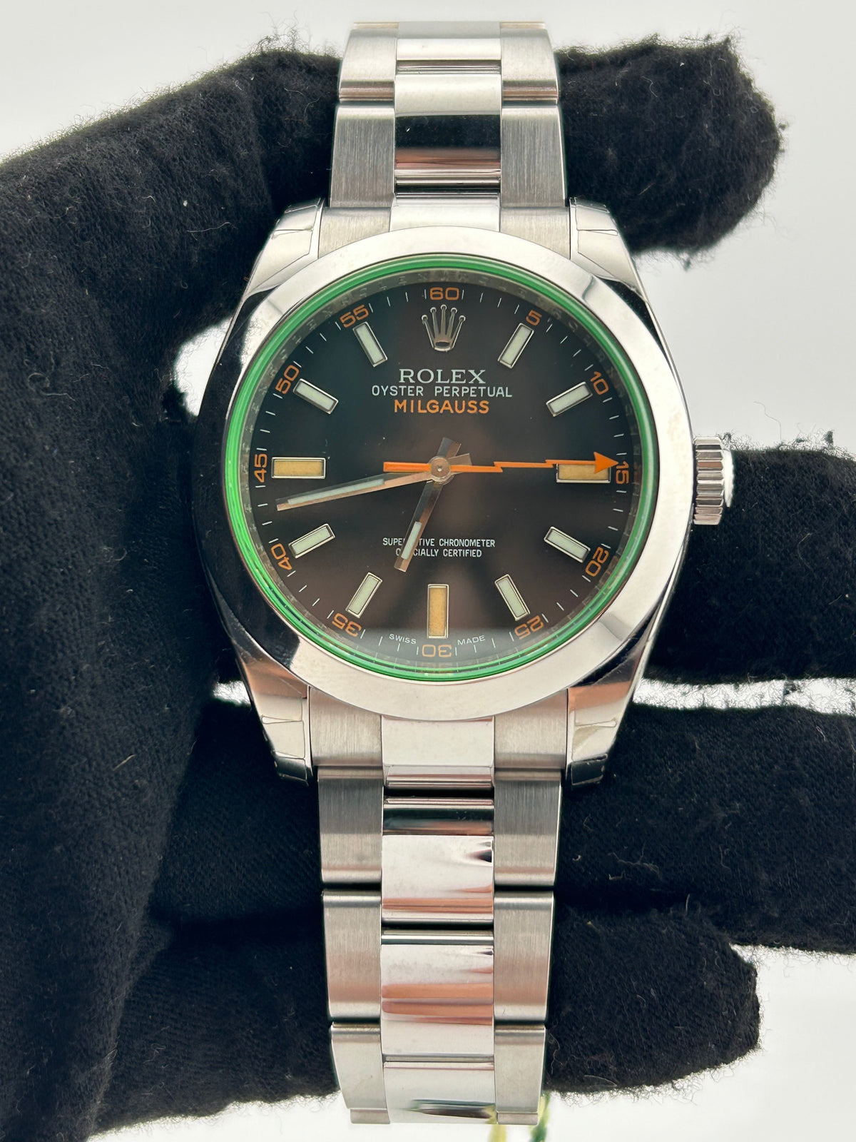 Rolex Milgauss Black Dial on Oyster Steel Bracelet Ref. 116400GV Card 2012 — view 2