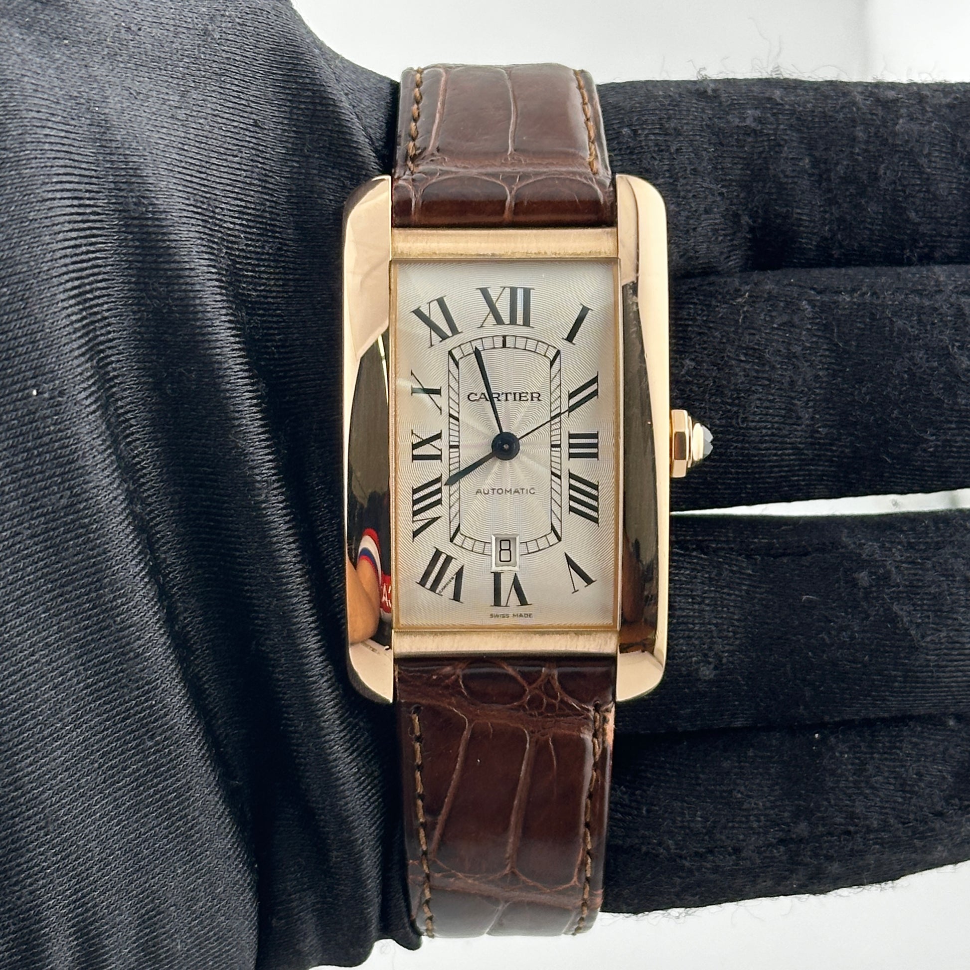 Cartier Tank Americaine XL Silver Roman Dial on Leather Ref. 2927 Papers 2009 — view 2