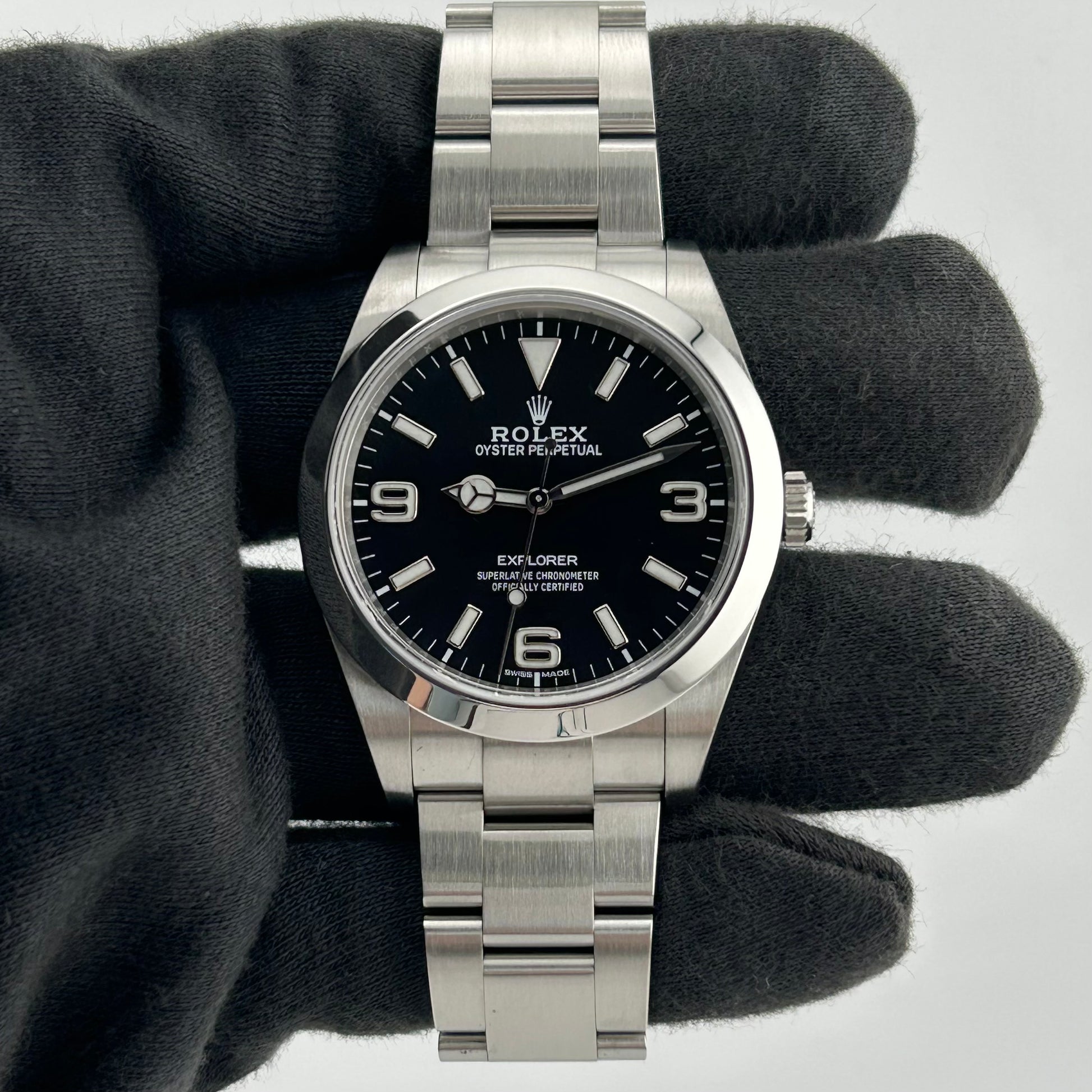 Rolex Explorer I Black Dial on Oyster Ref. 214270 Card 2016 — view 2