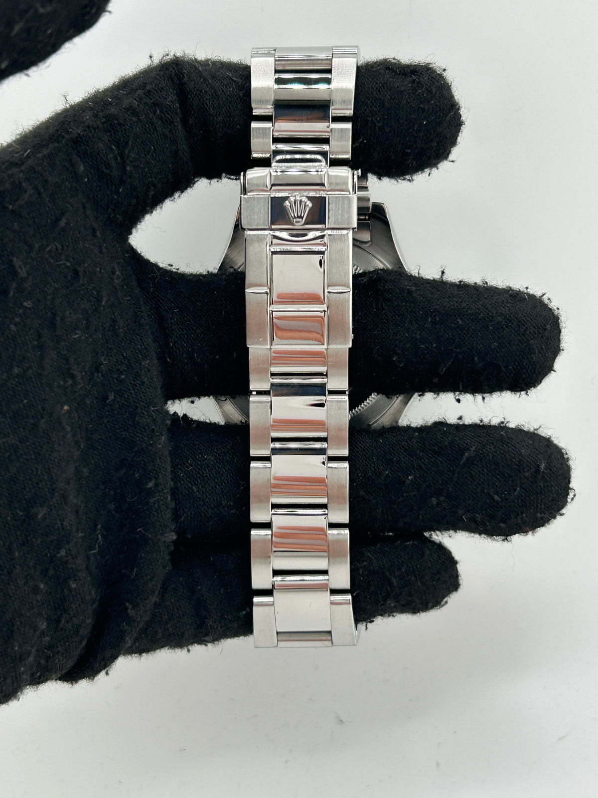 Rolex Yacht Master Platinum Dial on Oyster Steel Bracelet Ref. 16622 Papers 2006 — view 4
