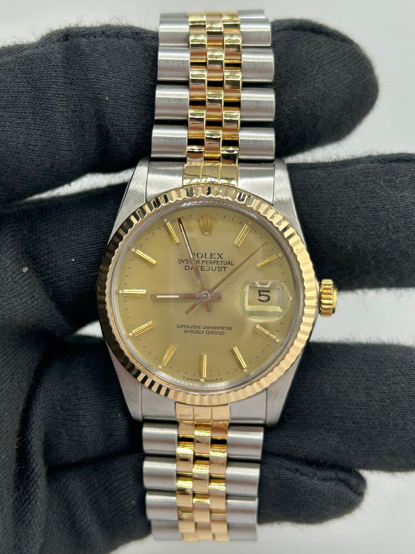 Rolex Datejust Champagne Stick Dial on D Link Jubilee Bracelet Ref. 16013 1988 — view 2