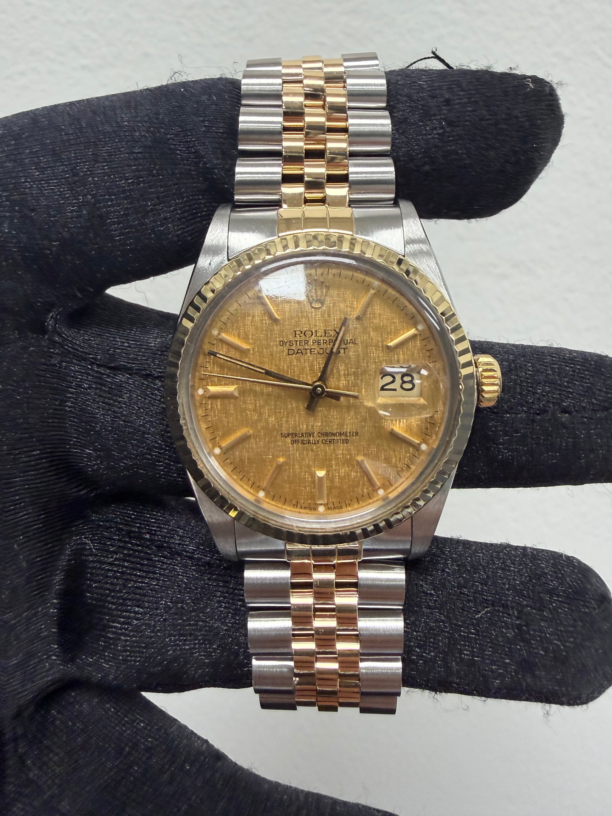 Rolex Datejust Champagne Linen Dial on D Link Jubilee Ref. 16013 1985 — view 2