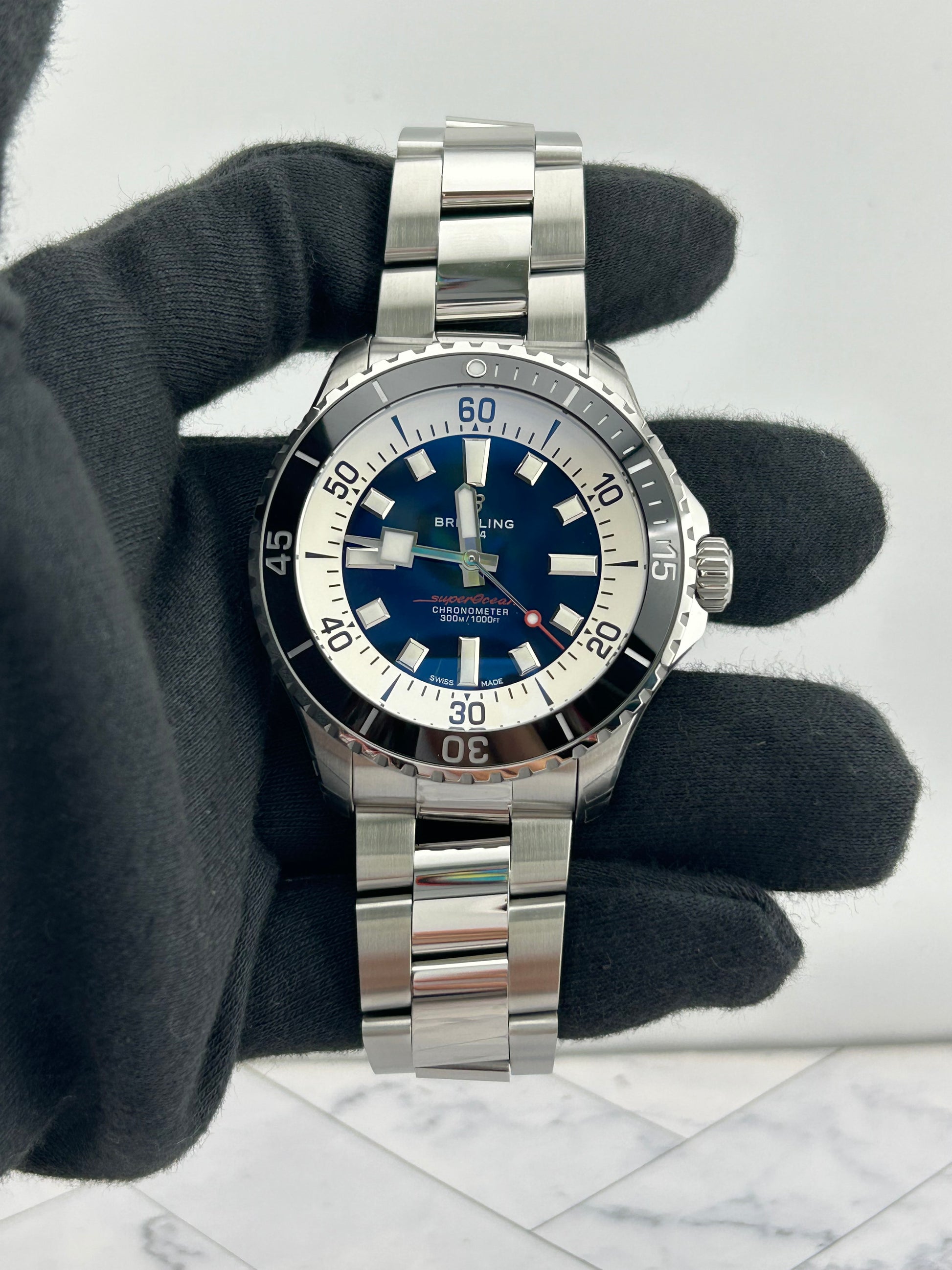 Breitling Superocean Automatic Blue Dial on Bracelet Ref. A17376211C1A1 Card 2026 — view 2