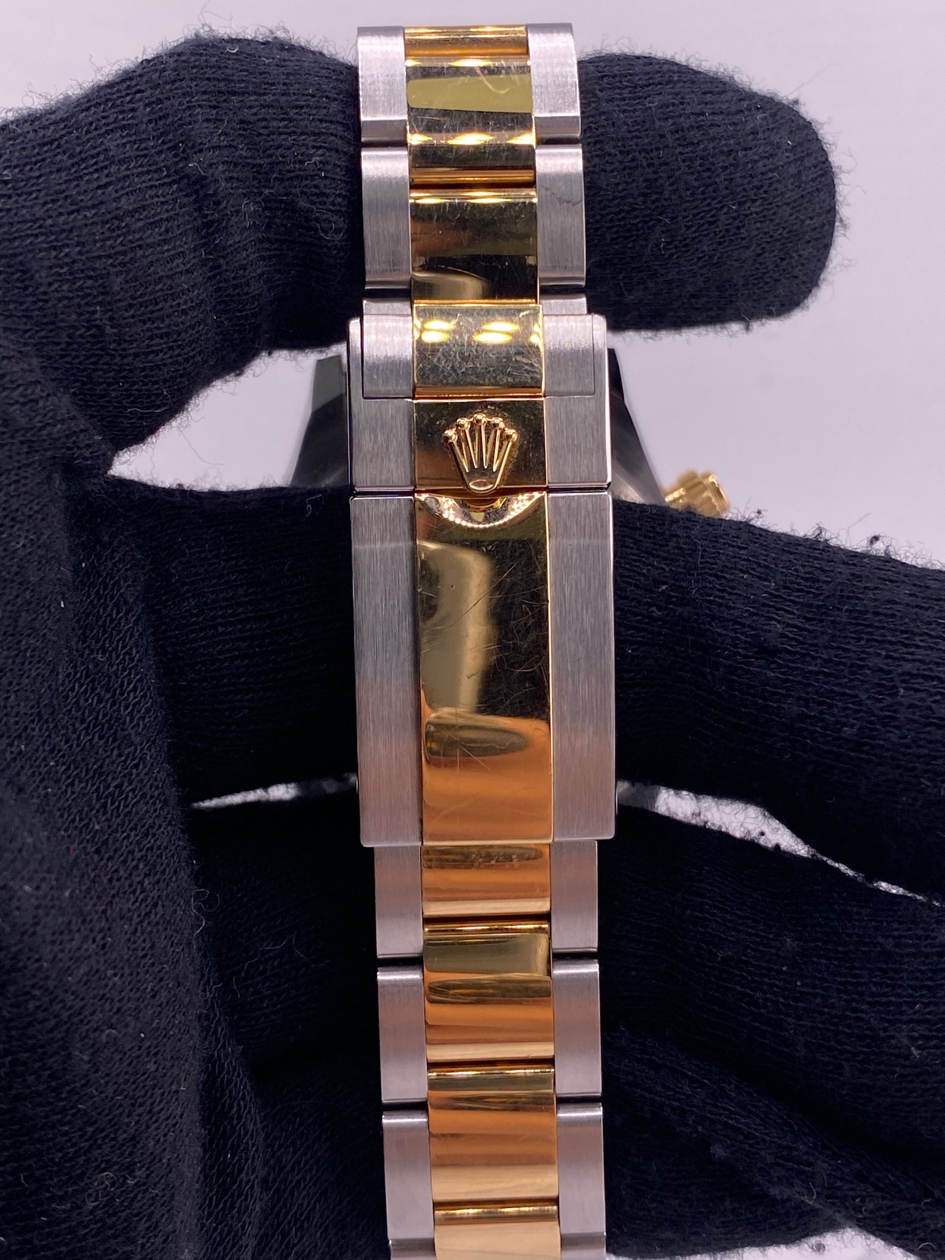 Rolex Daytona Black And Golden Diamond Dial on Oyster Ref. 126503 Card 2025 — view 4