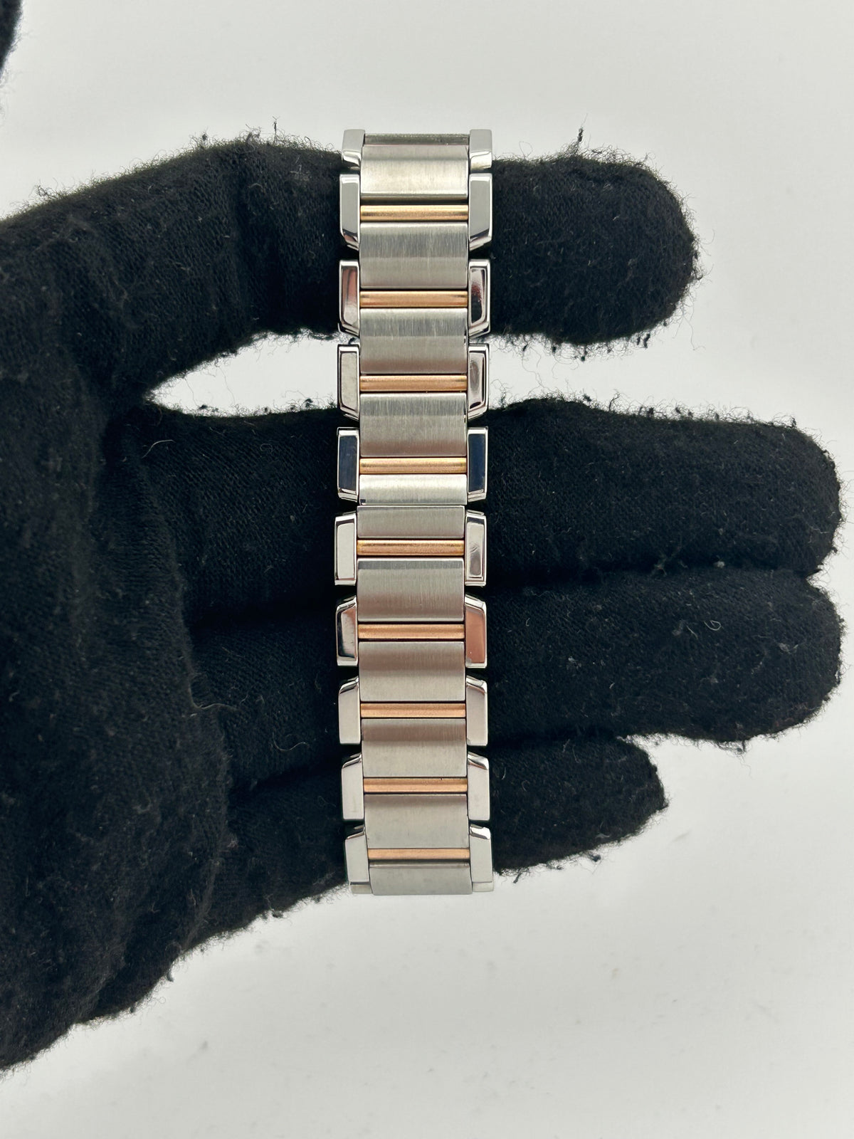 Cartier Tank Francaise Pink Mop / Roman Numerals Dial on 2 Tone Rose Gold & Stainless Steel Bracelet Ref. W51027Q4 Papers 2009 — view 4