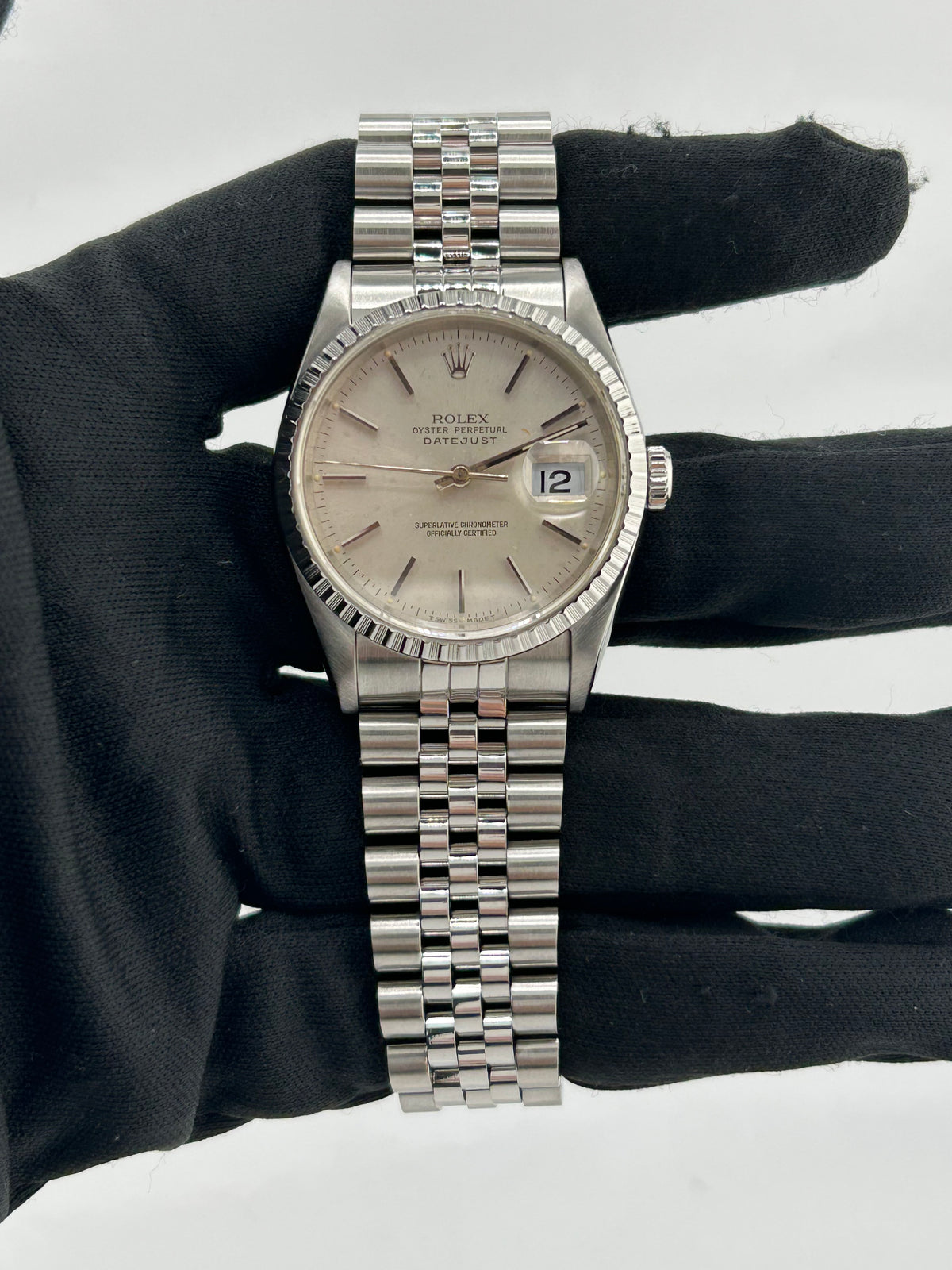 Rolex Datejust Silver Stick Dial on Jubilee D Link Bracelet Ref. 16220 1992 — view 2