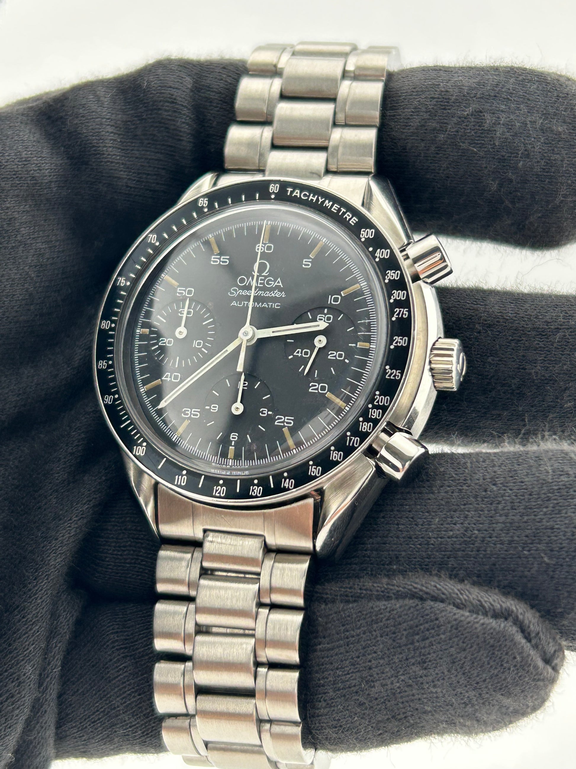 Omega Speedmaster Reduced Black Dial on Stainless Steel Ref. 3510.5 — view 2