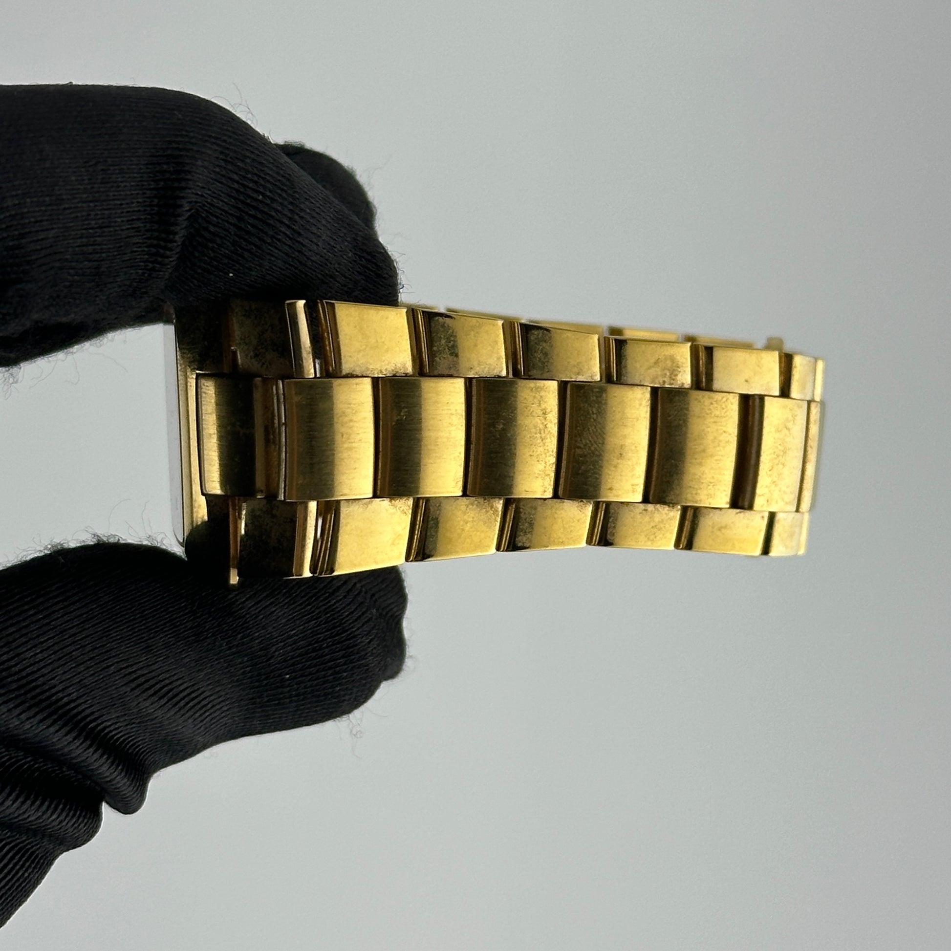 Gucci Gucci Champagne Dial Ref. 8500L — view 3