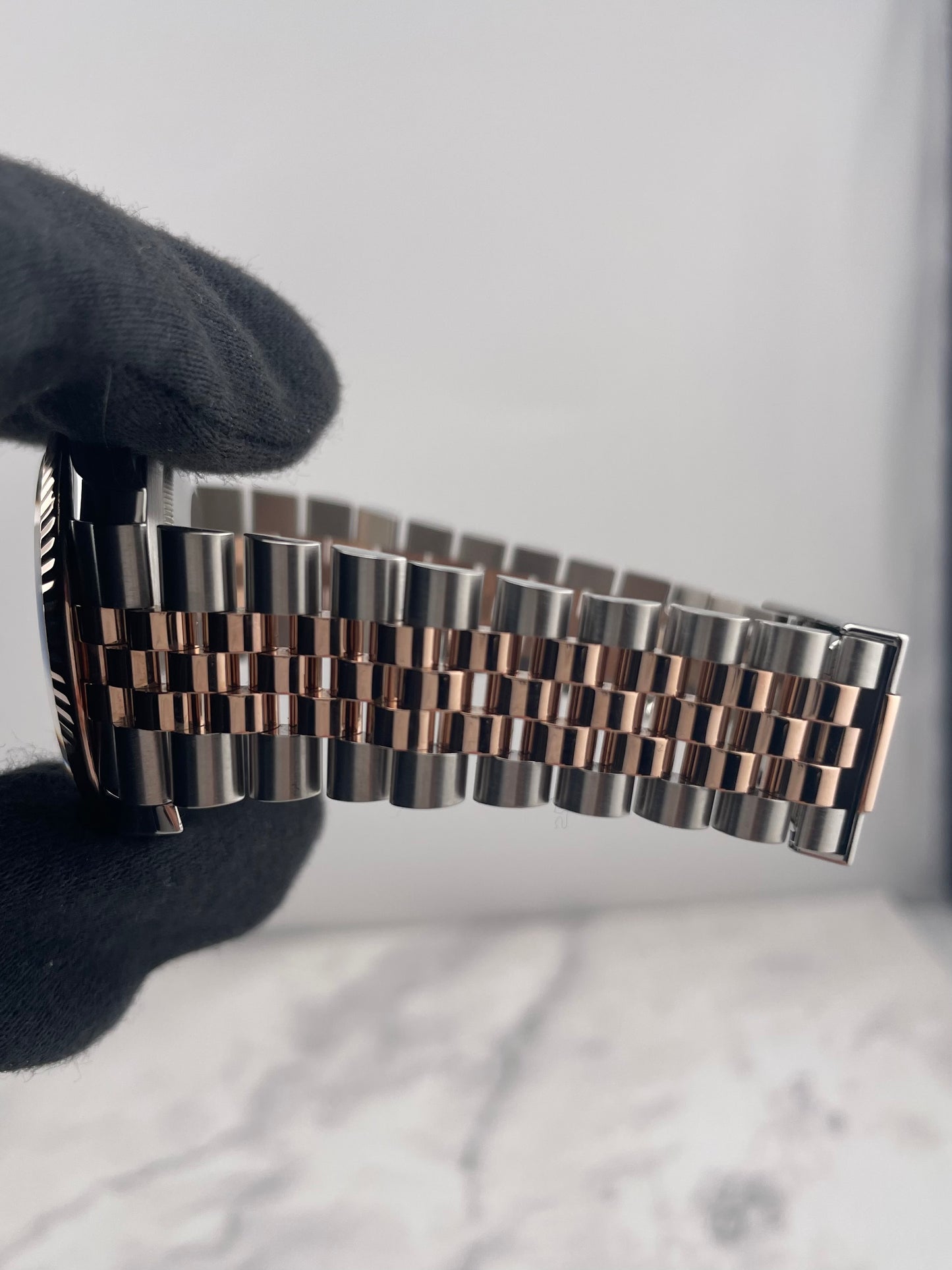 Rolex Datejust 41 Sundust Index Dial on Jubilee Ref. 126331 Card 2023 — view 5