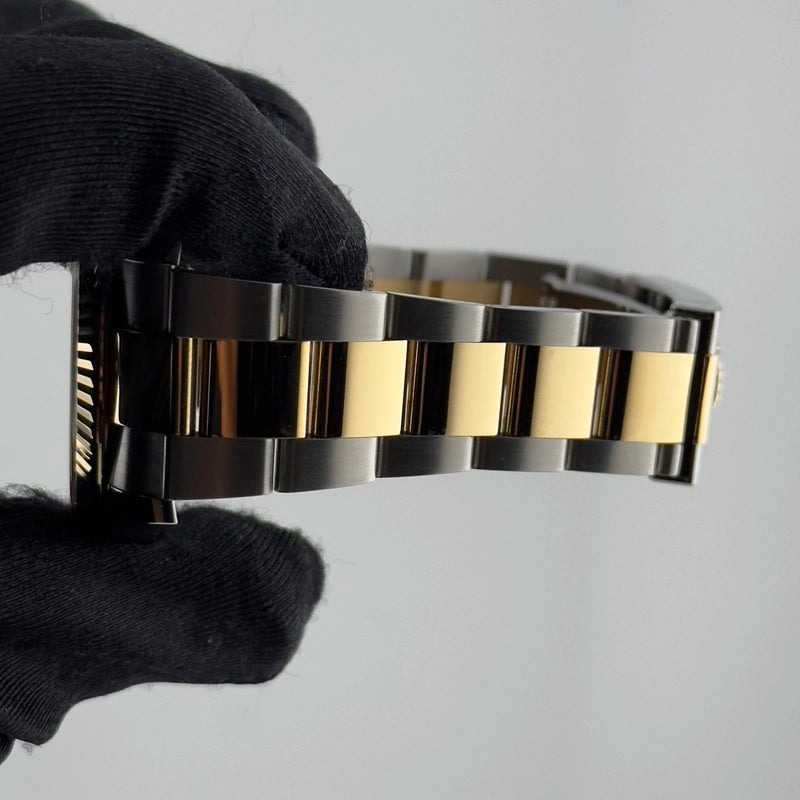 Rolex Datejust 41 Champagne Index Dial on Oyster Ref 126333 with New Style Card White 2017