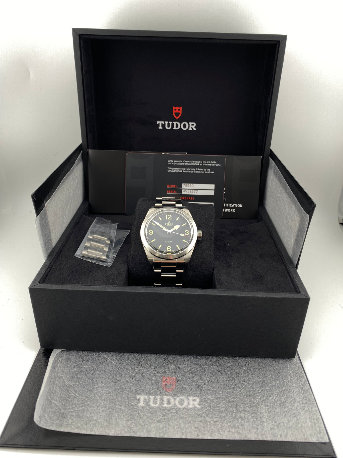 Tudor Ranger Black Dial on Stainless Steel Bracelet Ref. 79950 Complete 2023 — view 7