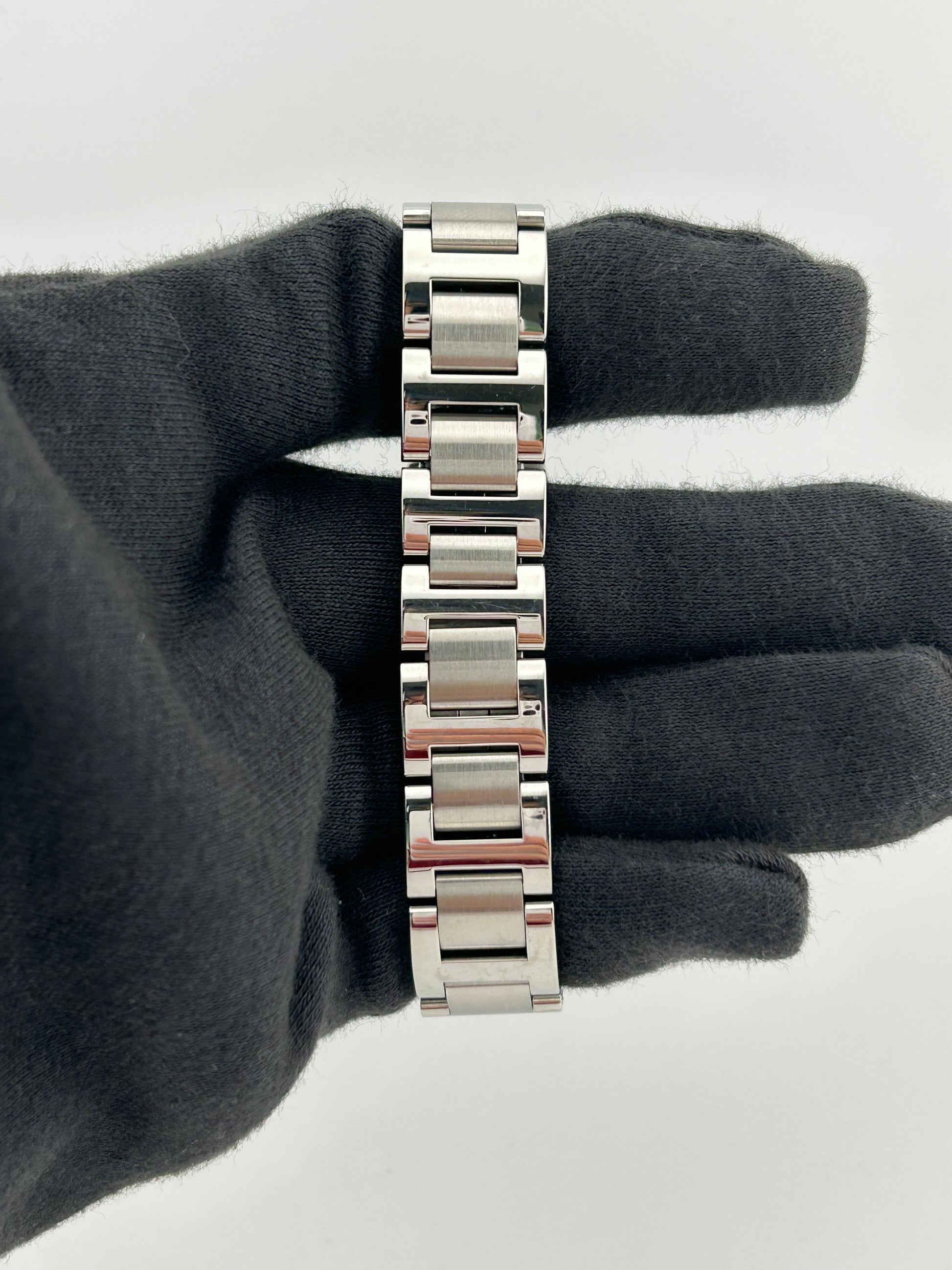 Cartier Ballon Bleu Silvered Opaline Dial on Bracelet Ref. W69010Z4 Papers 2016 — view 4