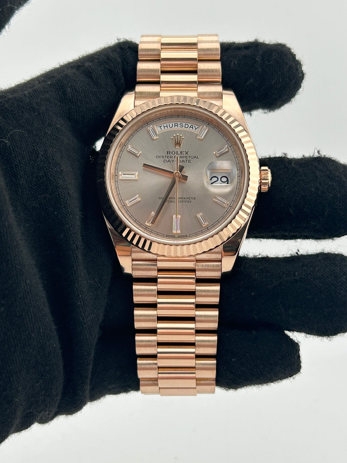 Rolex Day-Date 40 Sundust Baguette Cut Diamond Dial on President Ref. 228235 Card 2019 — view 2