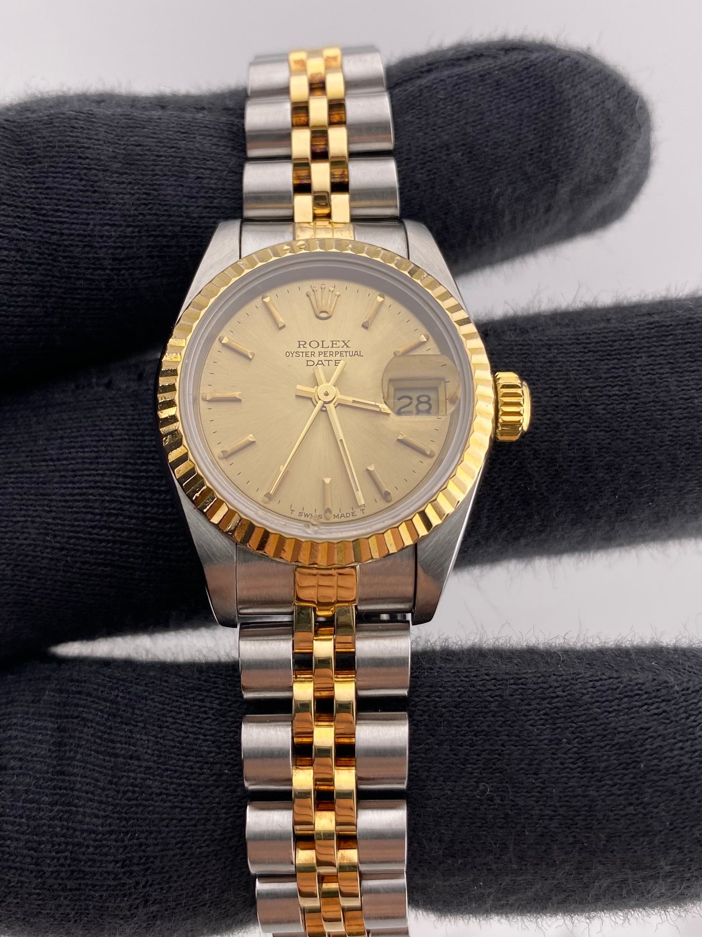 Rolex Datejust Lady Champagne Stick Dial on D Link Jubilee Ref. 69173 1986 — view 3