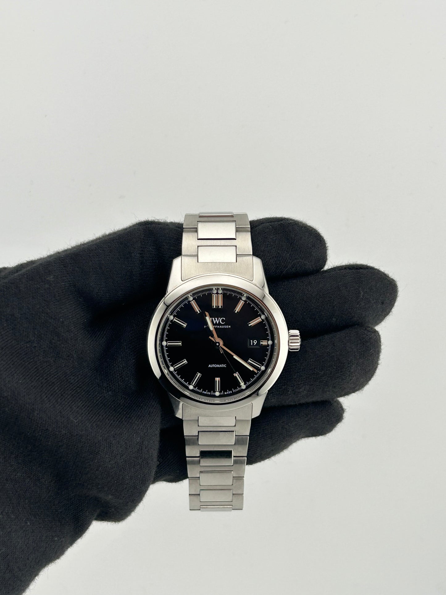 Iwc Ingenieur Automatic Black Dial on Stainless Steel Ref. IW357002 Card 2018 — view 2