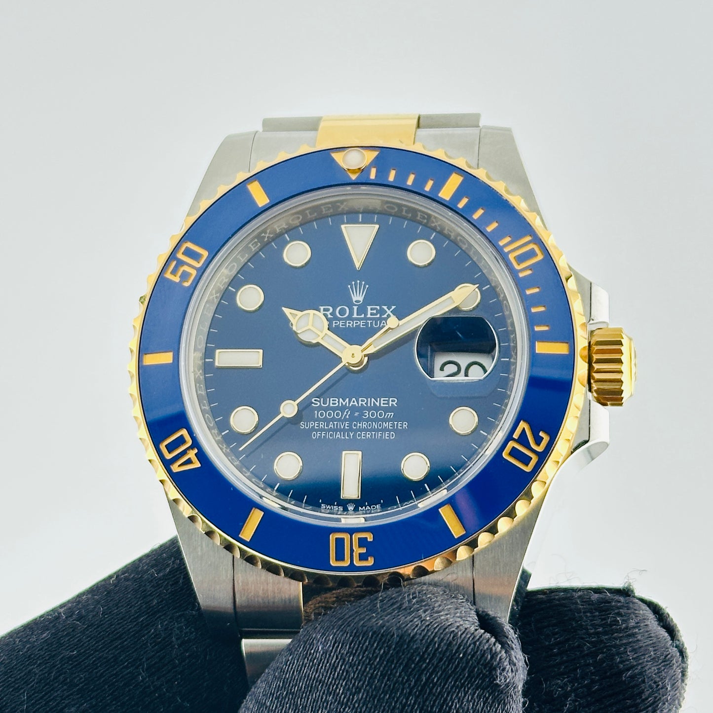Rolex Submariner Blue Dial on Oyster Bracelet Ref. 126613LB Card 2024 — view 3