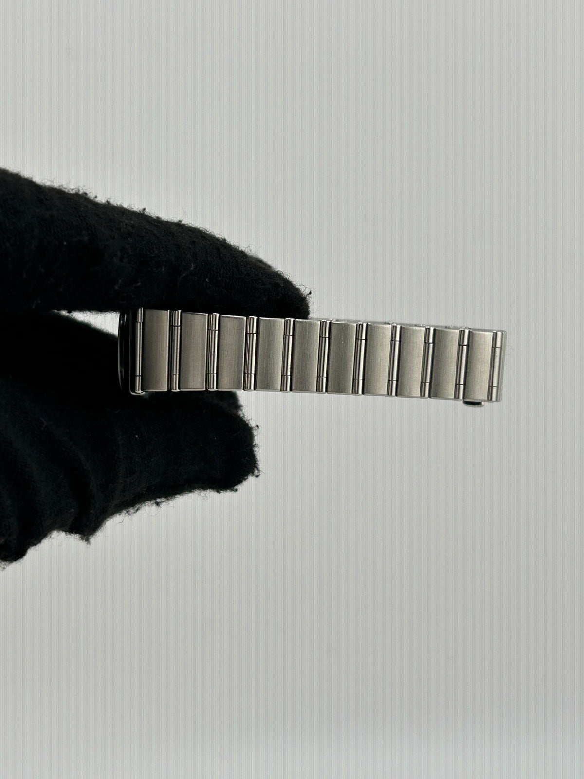 Omega Constellation "Cindy Crawford" Blue Dial on Stainless Steel Bracelet Ref. 1563.85.00 Card 1998 — view 5
