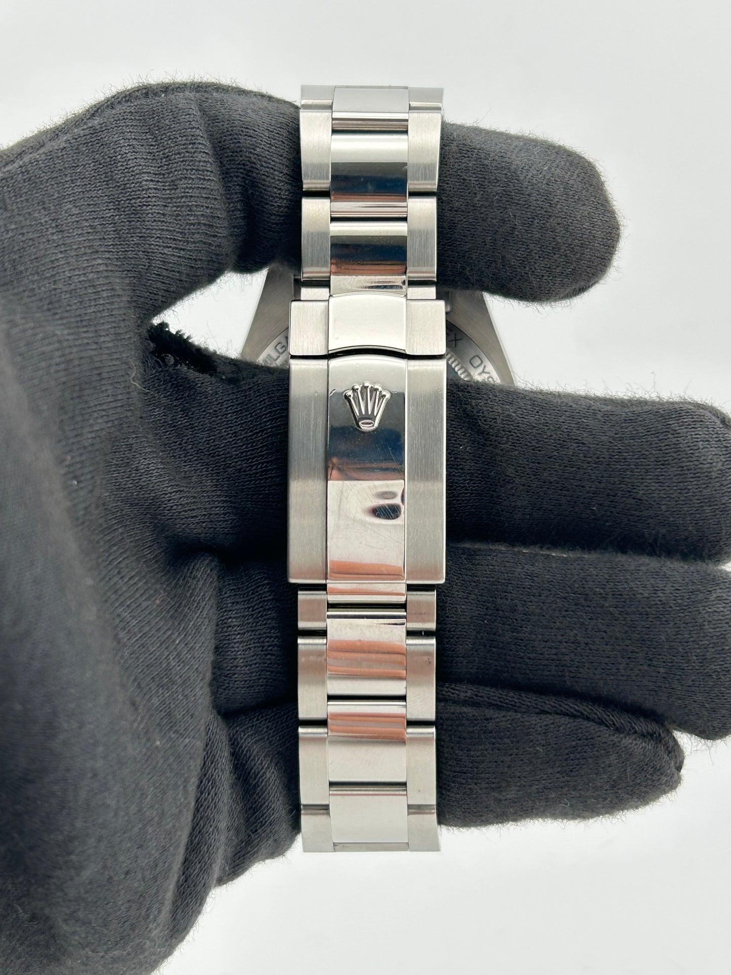 Rolex Milgauss Black Index Dial on Oyster Steel Bracelet Ref. M116400 Card 2022 — view 3