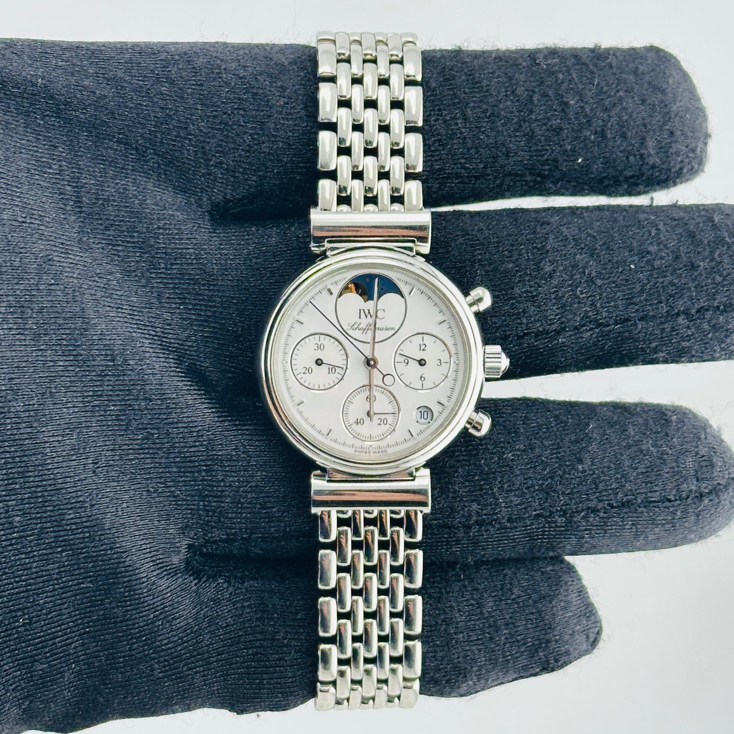 Iwc Da Vinci Chronograph White Dial on Stainless Steel Bracelet Ref. IW373606 Papers 2002 — view 2