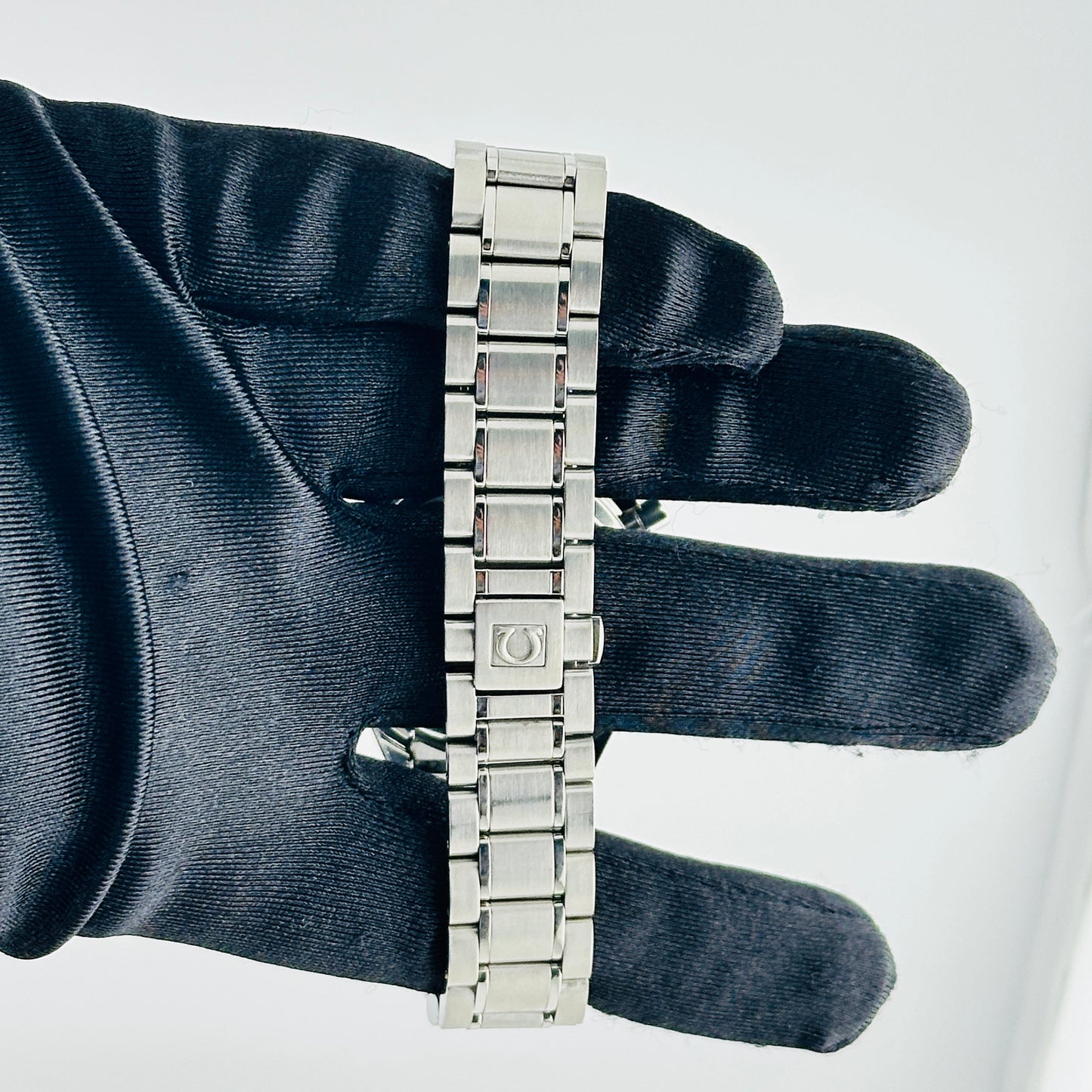 Omega Speed Master Black Dial on Stainless Steel Bracelet Ref. 3513.50.00 Card 2003 — view 4